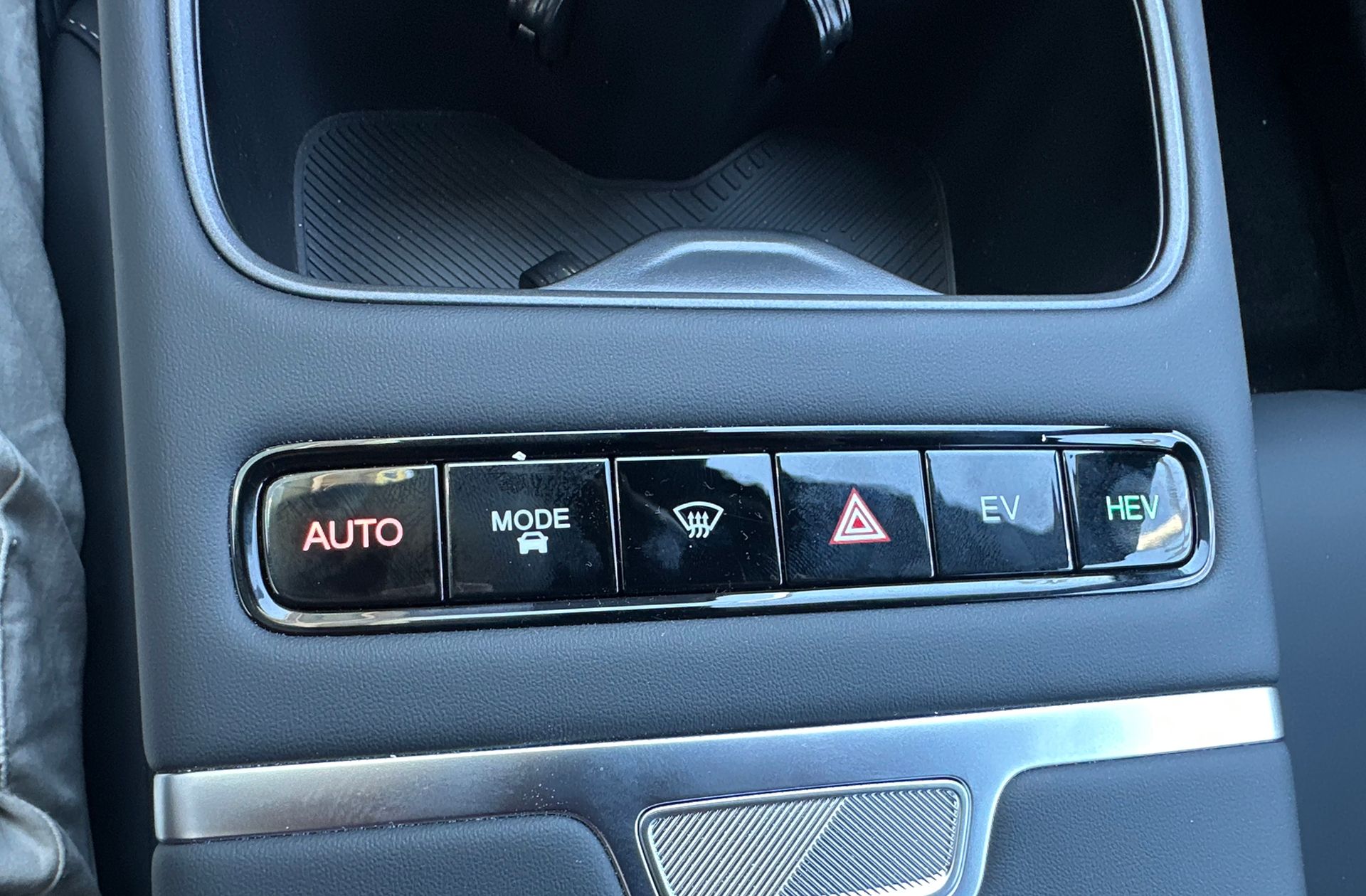Jaecoo 7 1.5 T-GDi PHEV +1DHT Select FWD - foto 28