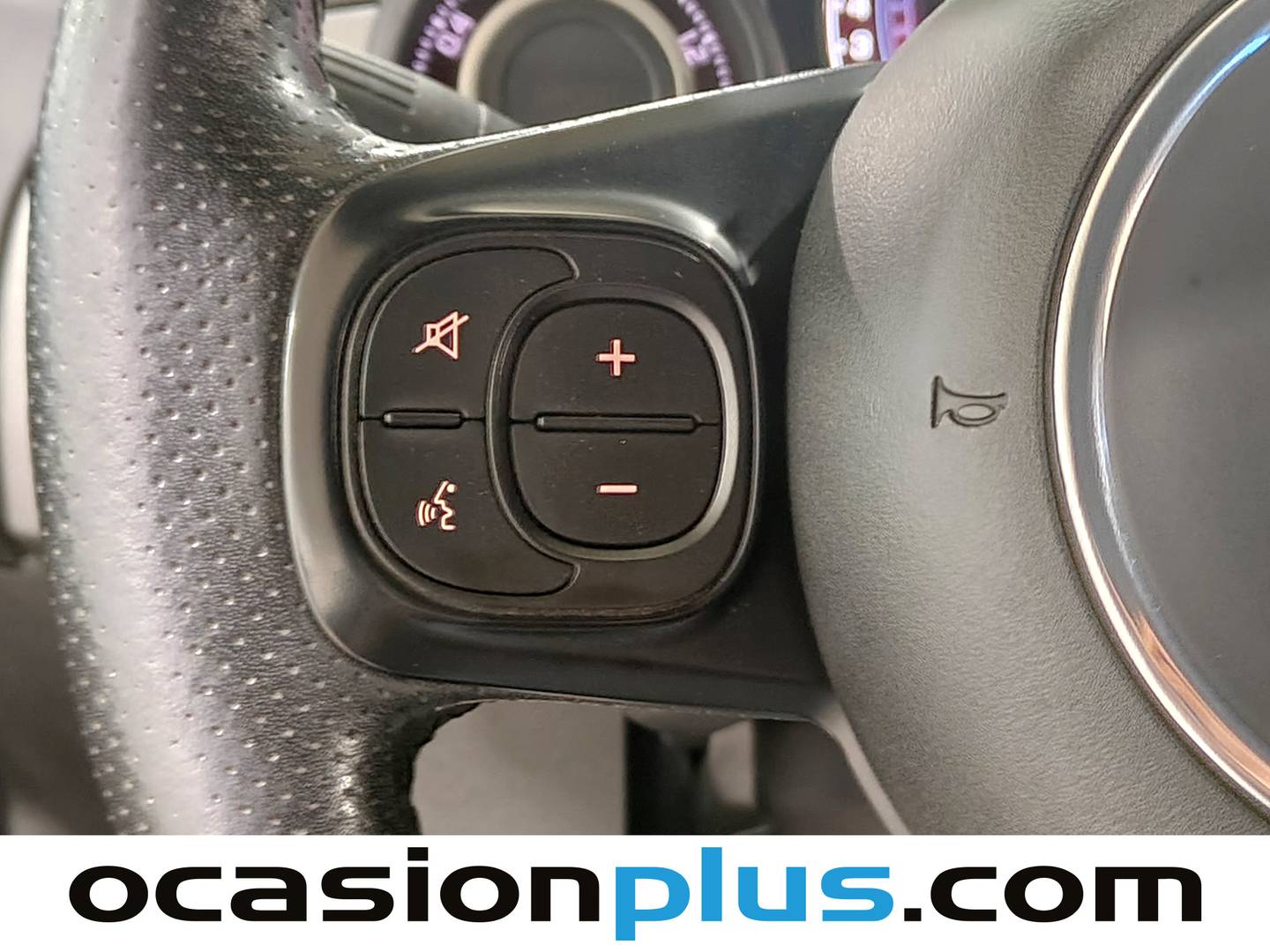 Equipamiento del Abarth 500 Abarth 500 1.4 16v T-Jet 595 Pista (160 CV)