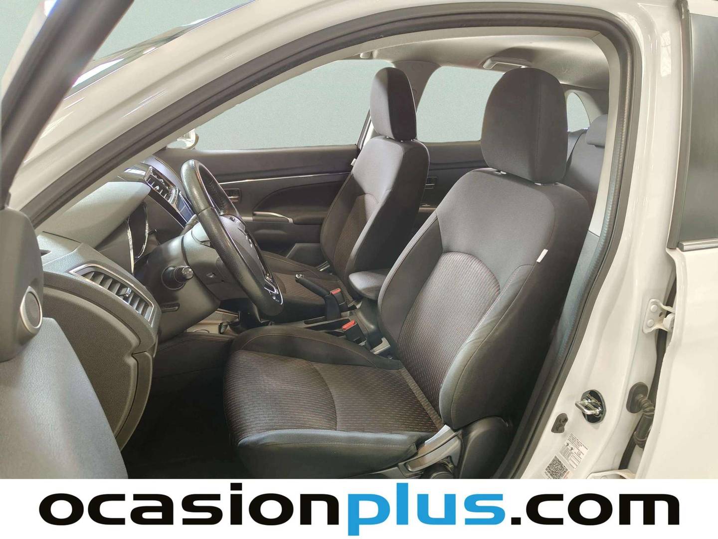 Foto asientos delanteros Mitsubishi ASX Mitsubishi ASX 160 MPI Motion (117 CV)