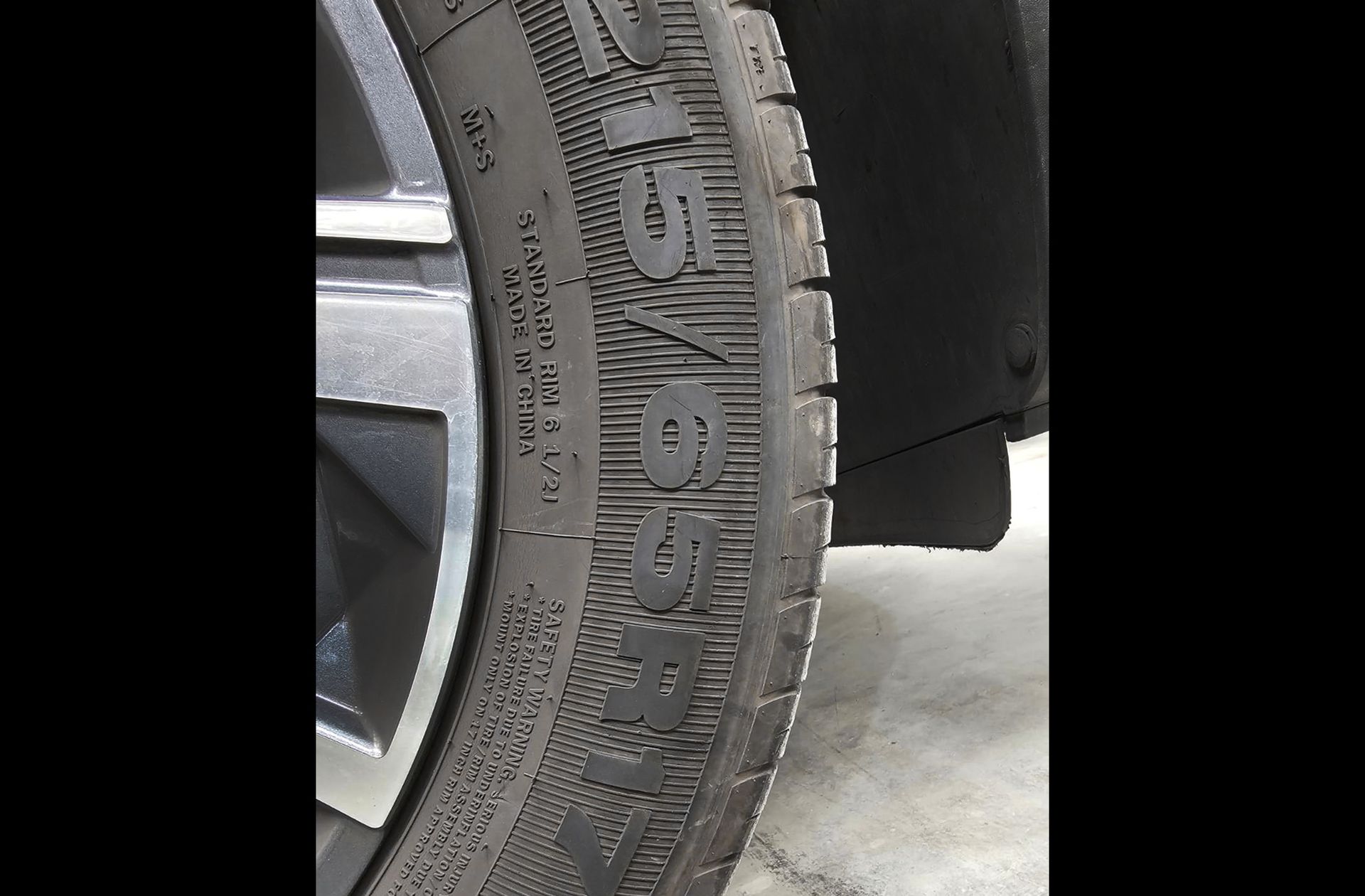 Hyundai Tucson 1.6 CRDi Maxx - foto 36