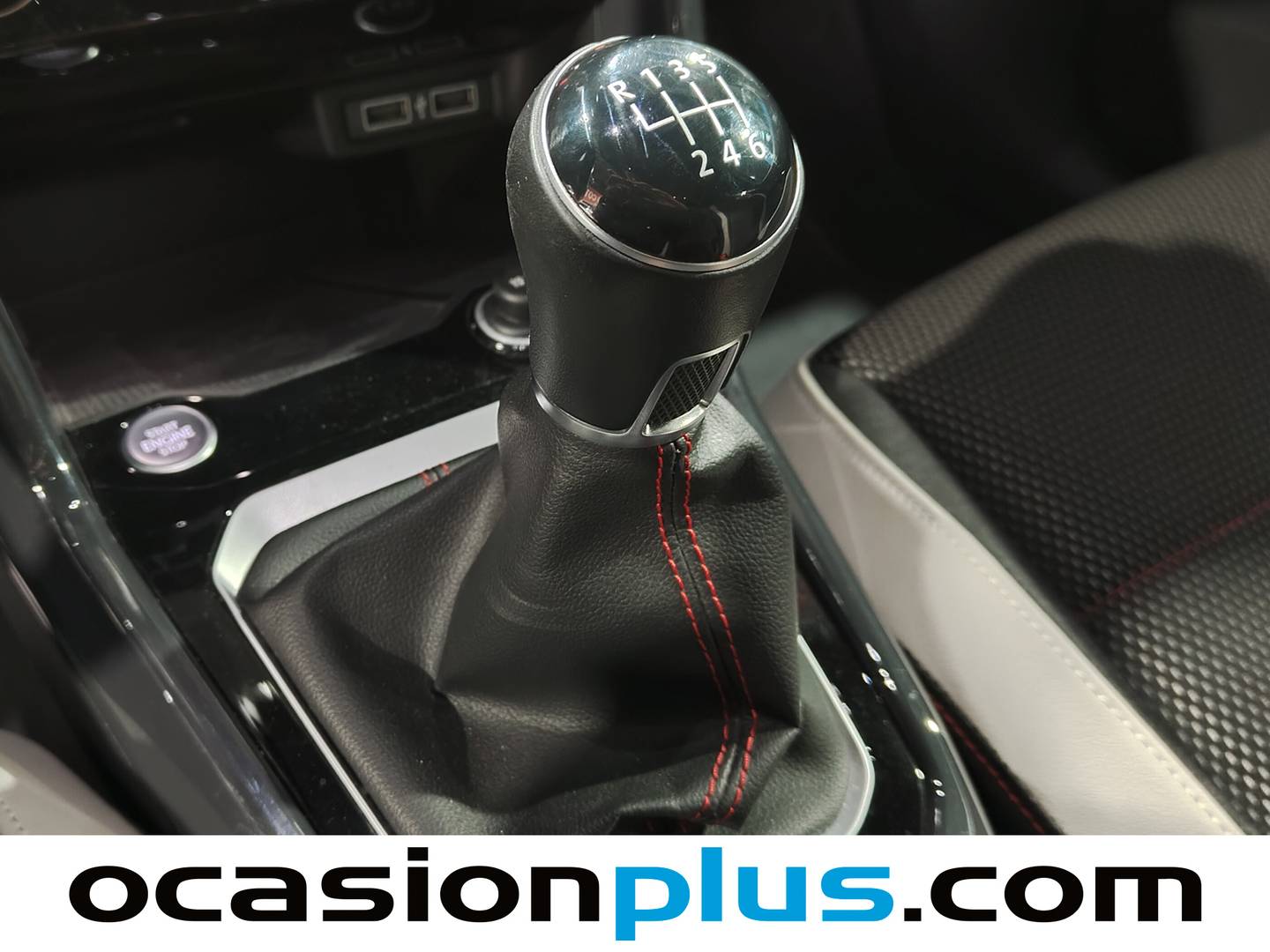 Foto Volkswagen T-Roc Volkswagen T-Roc Sport 2.0 TDI (150 CV)