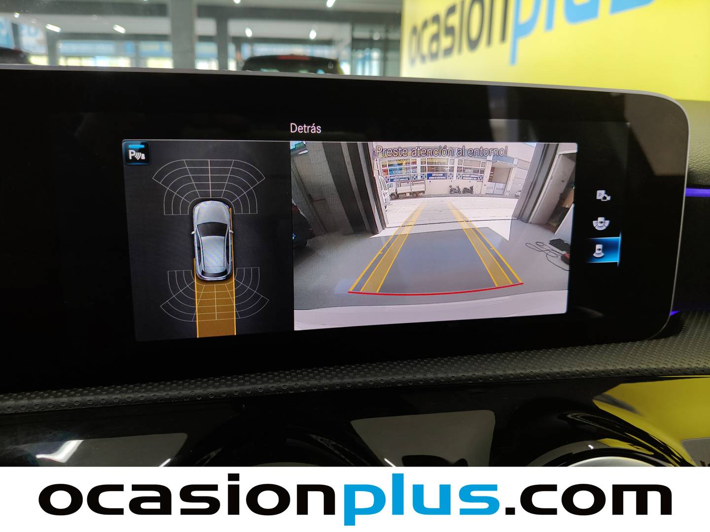 Equipamiento del Mercedes Clase A Mercedes-Benz Clase A 180 d Pack AMG (116 CV)