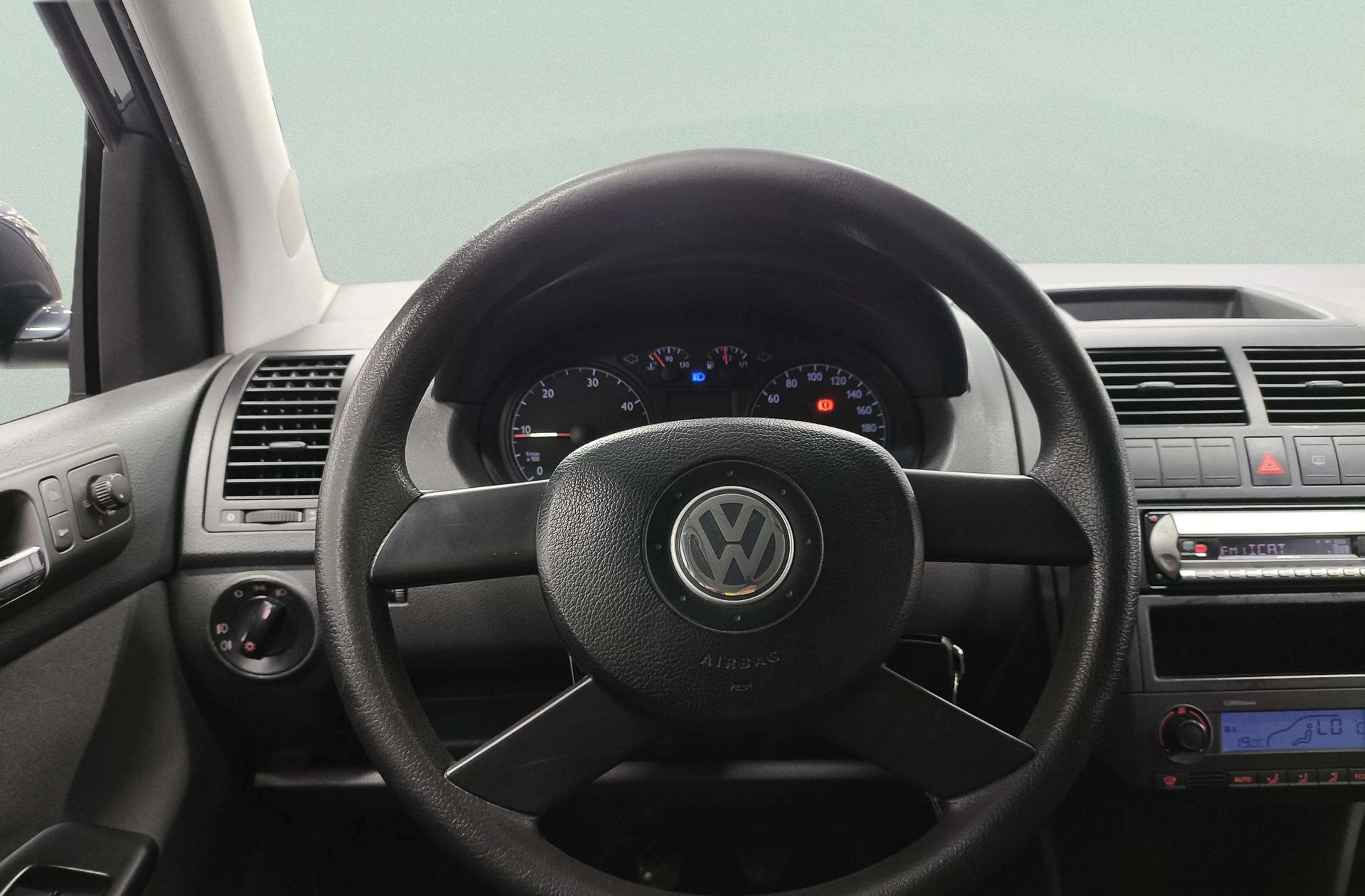 Volkswagen Polo Trendline 1.9 TDI - foto 18