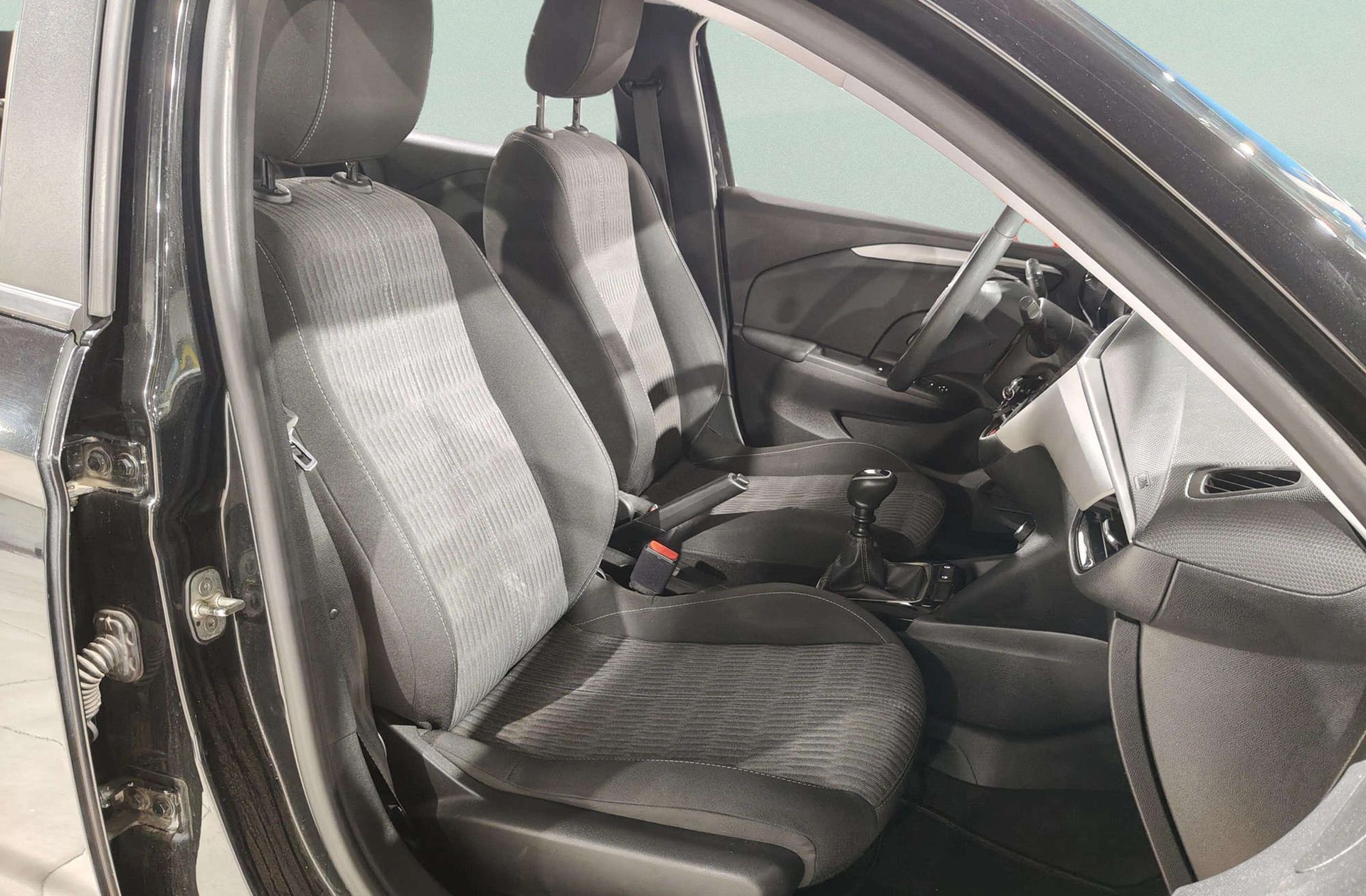 Opel Corsa 1.2 Turbo XHL Edition - foto 16
