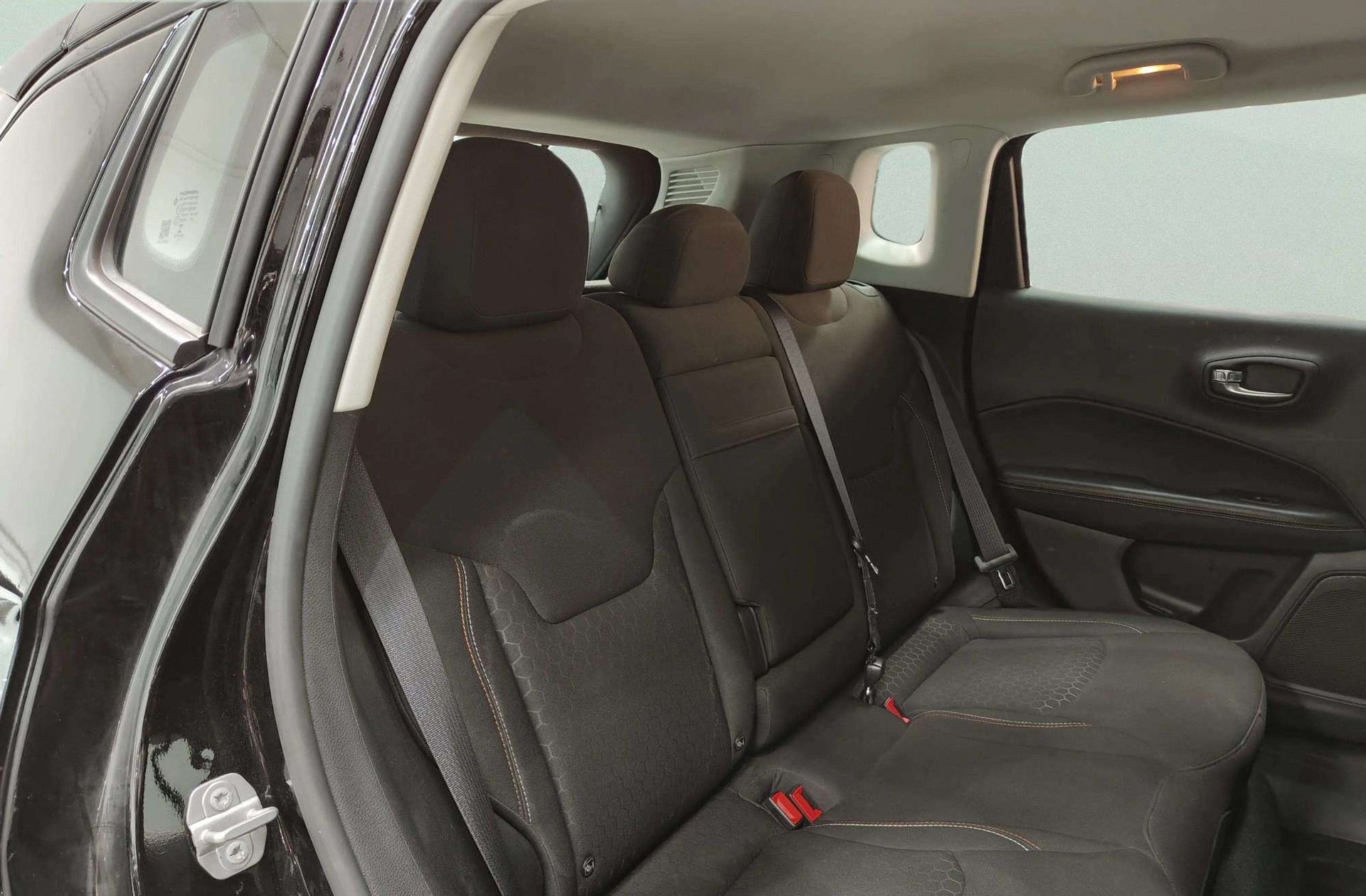 Jeep Compass 1.4 MultiAir Sport 4x2 - foto 15