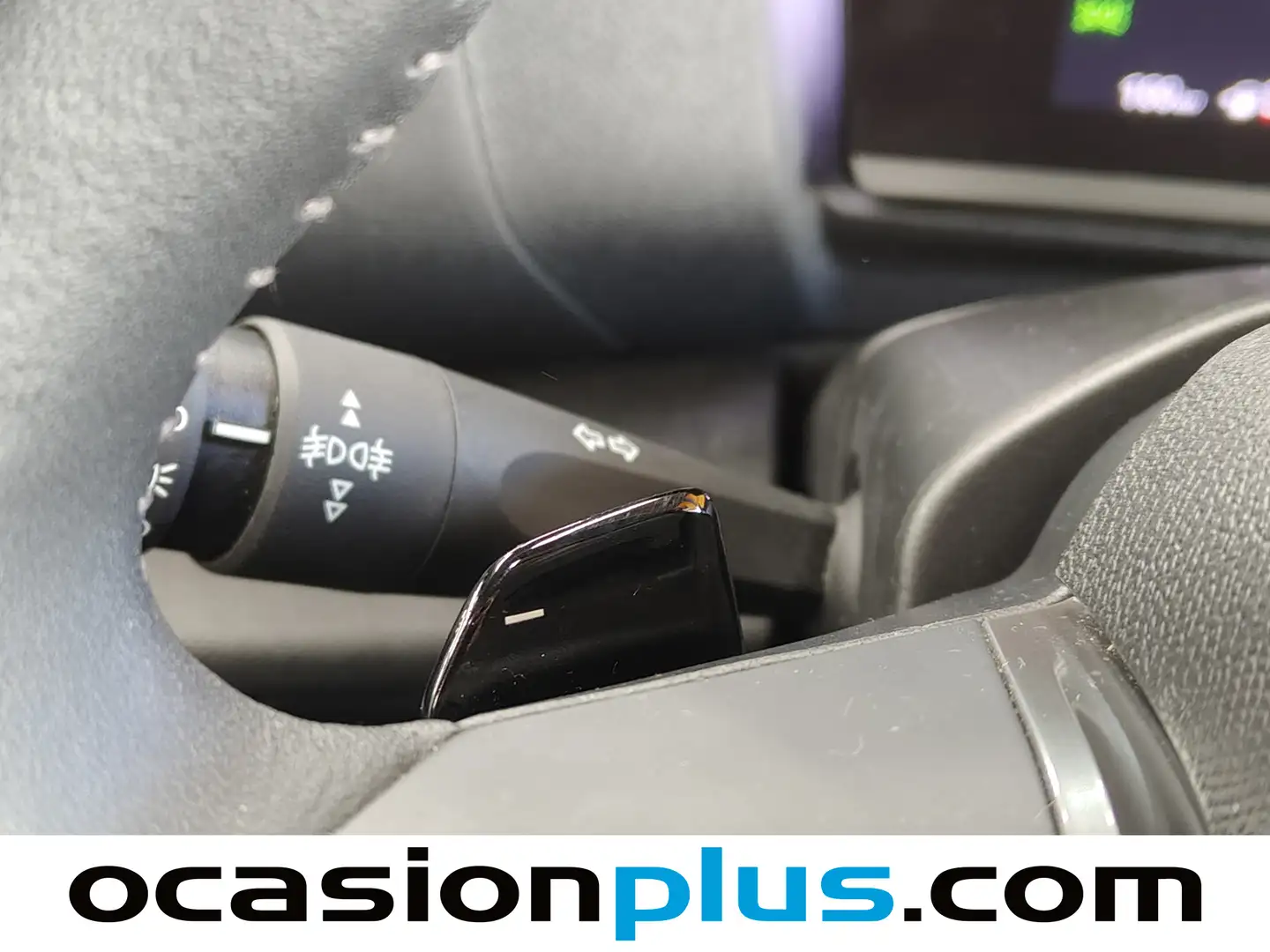 Foto Citroën C4 X Citroen C4 X PureTech 130 S&S Plus EAT8 (131 CV)