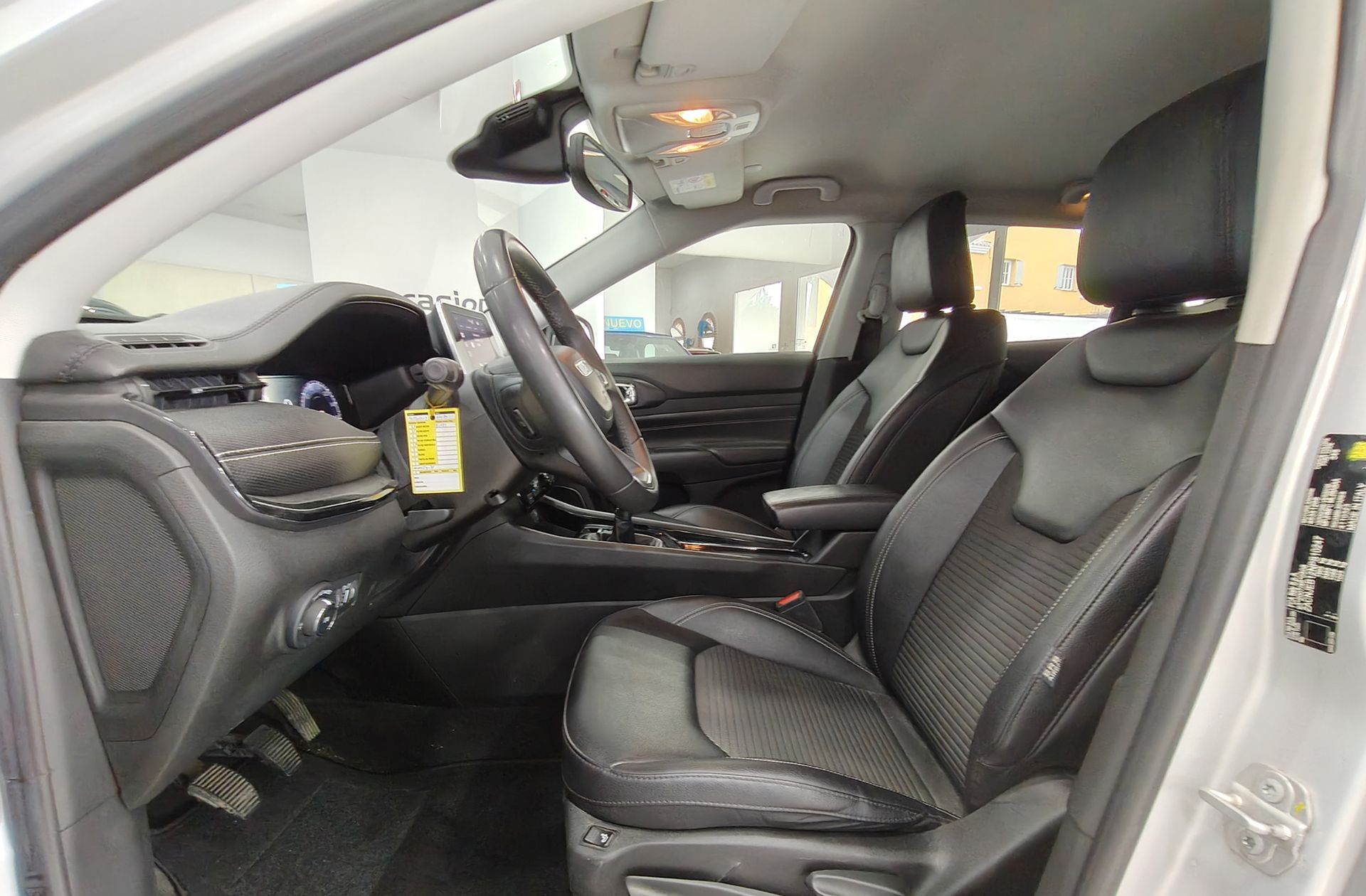 Jeep Compass 1.3 Gse Night Eagle FWD - foto 9