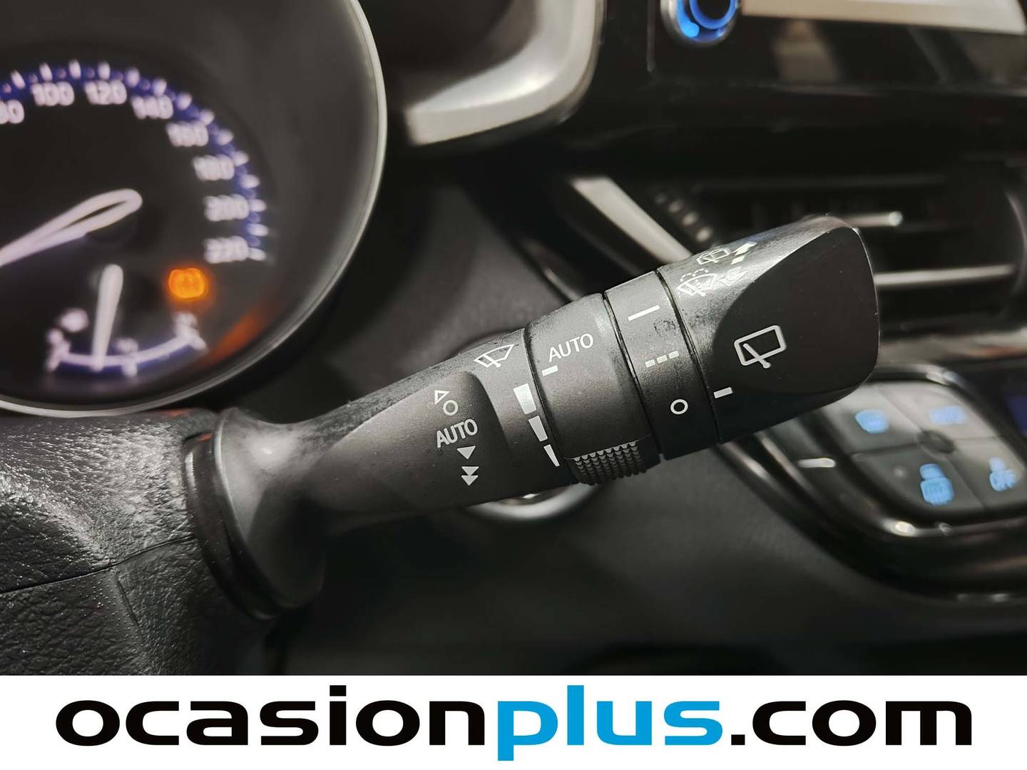 Foto Toyota C-HR Toyota C-HR 1.8 125H Active (122 CV)