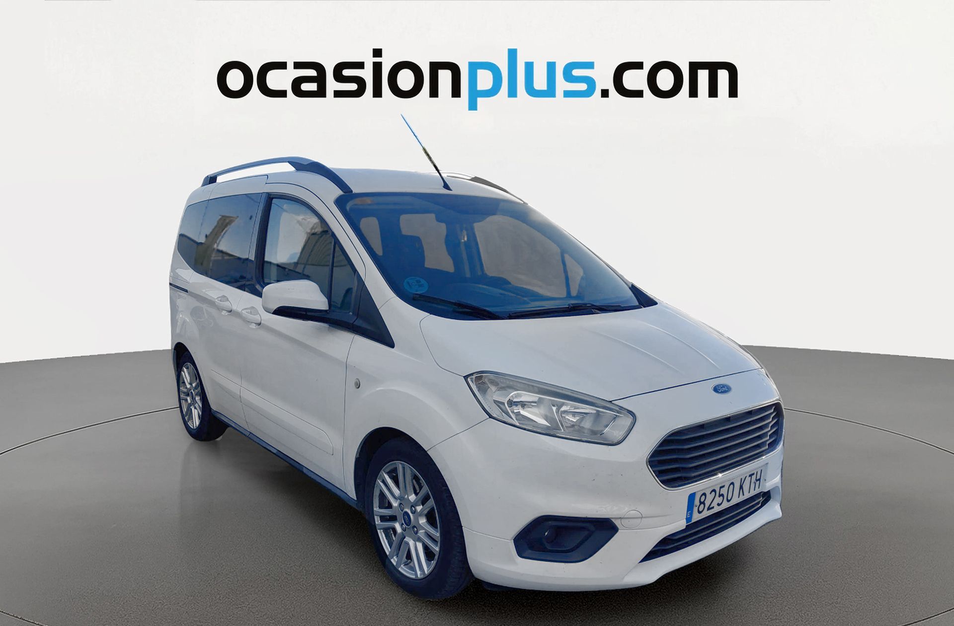 Ford Tourneo Courier 1.0 EcoBoost Titanium - foto 2