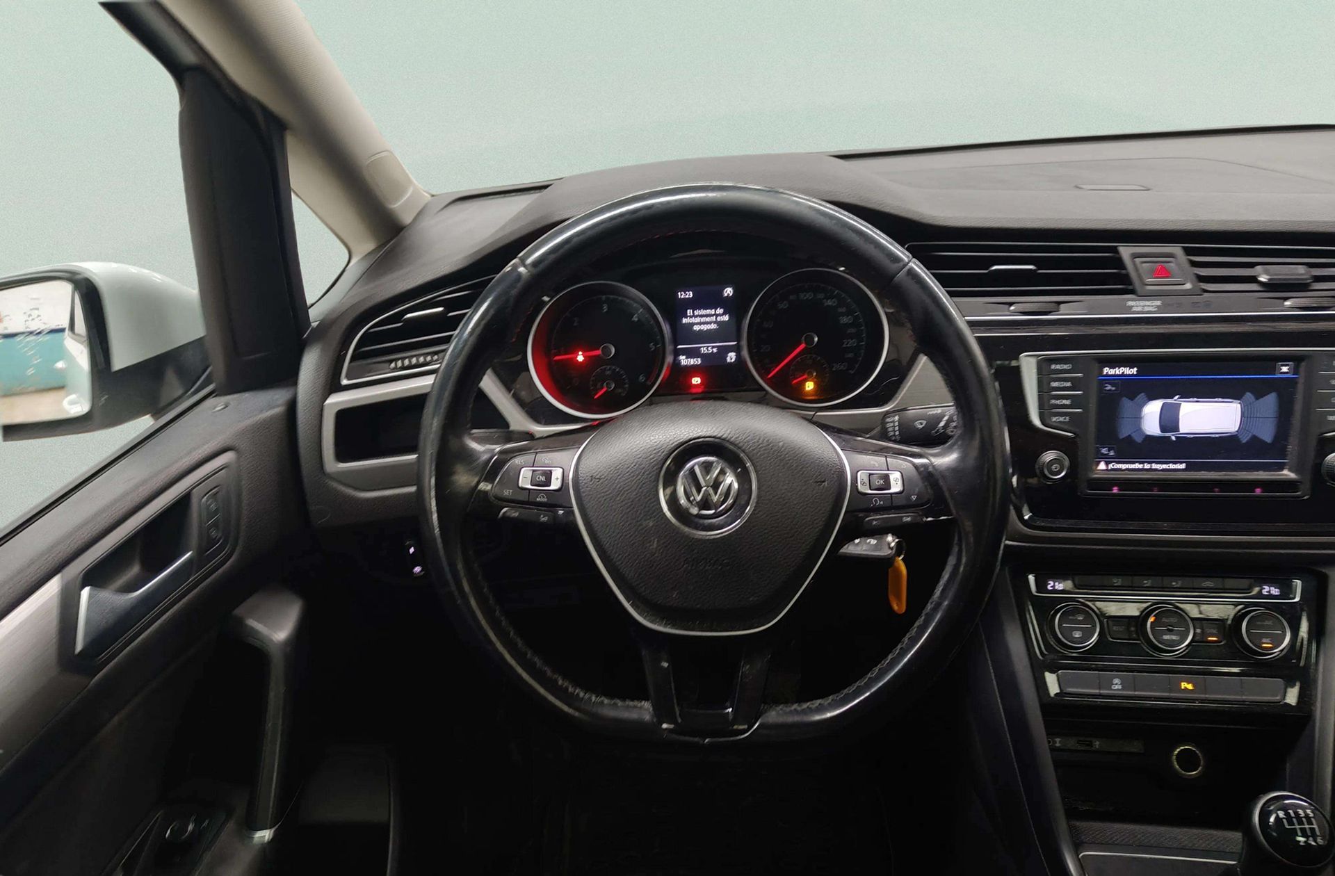 Volkswagen Touran Advance 1.6 TDI 7 plazas - foto 23