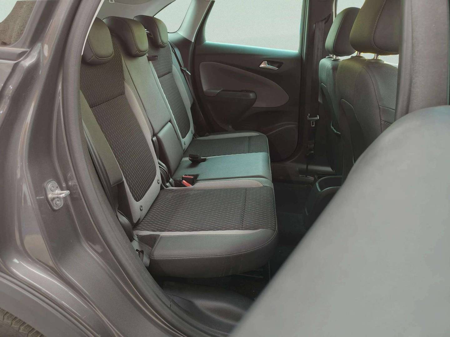 Foto asientos traseros Opel Crossland X Opel Crossland X 1.2 S&S Innovation (130 CV)