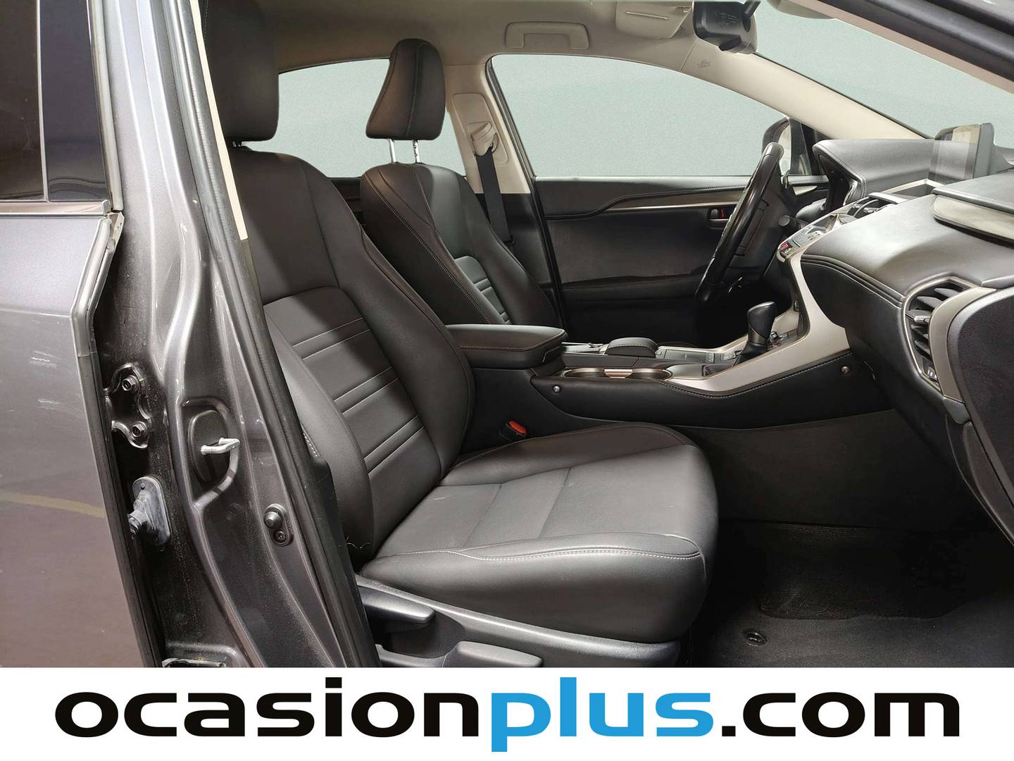 Lexus NX Lexus NX 300h Premium 2WD (197 CV) km 0