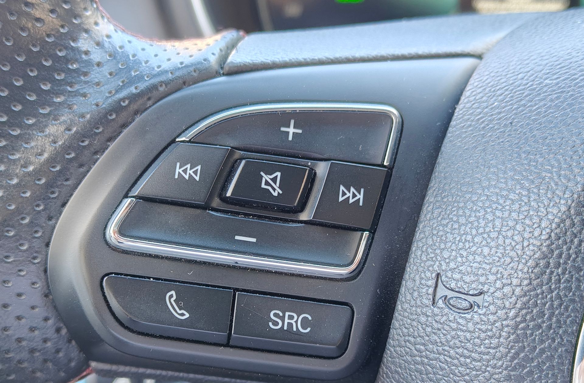 MG EHS 1.5 T-GDi PHEV Luxury - foto 26