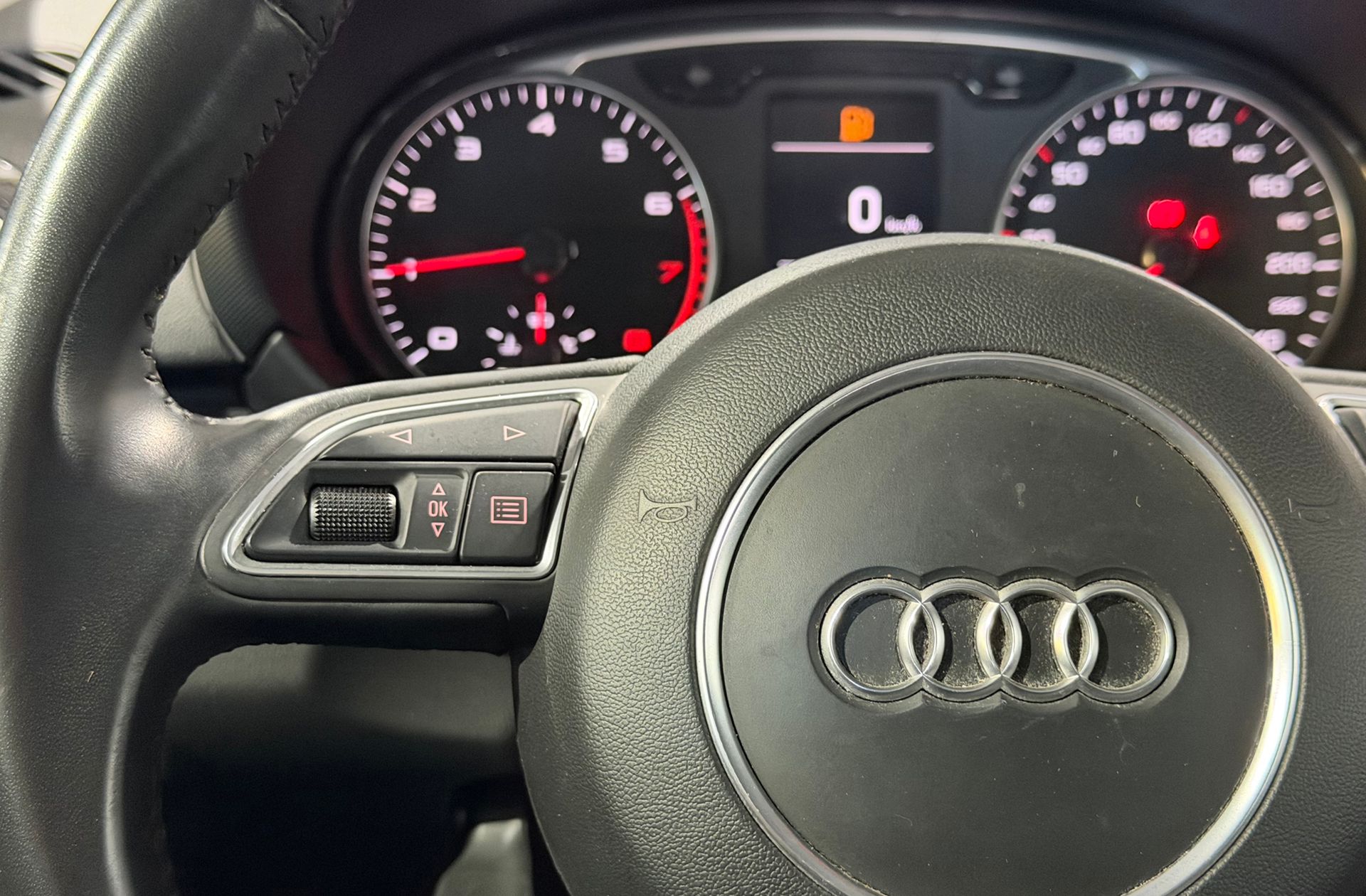 Audi A1 Sportback Attraction 1.0 TFSI S tronic Pack S-Line - foto 22