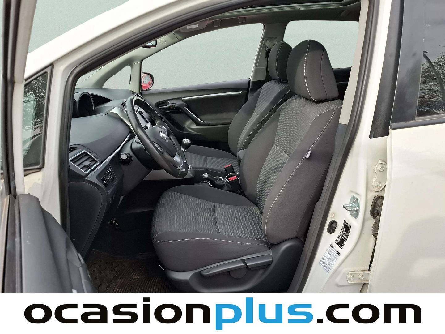 Foto asientos delanteros Toyota Verso Toyota Verso 130 Advance (132 CV)