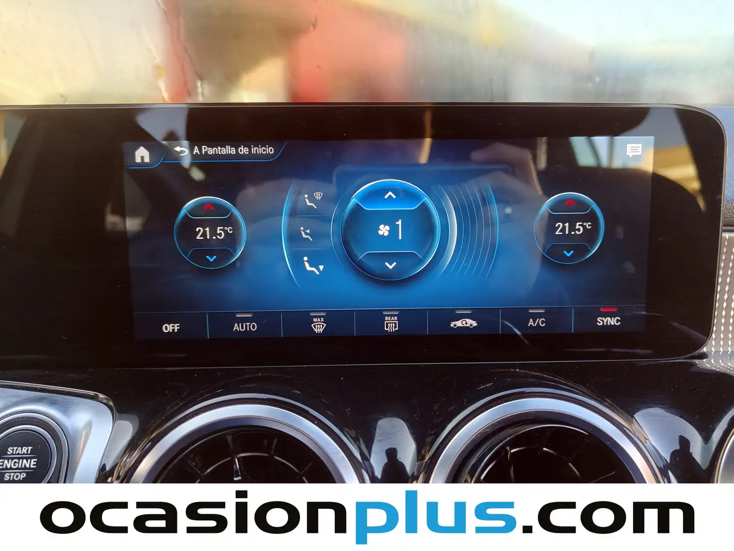 Foto Mercedes GLB Mercedes-Benz GLB 220 D 4Matic (190 CV)