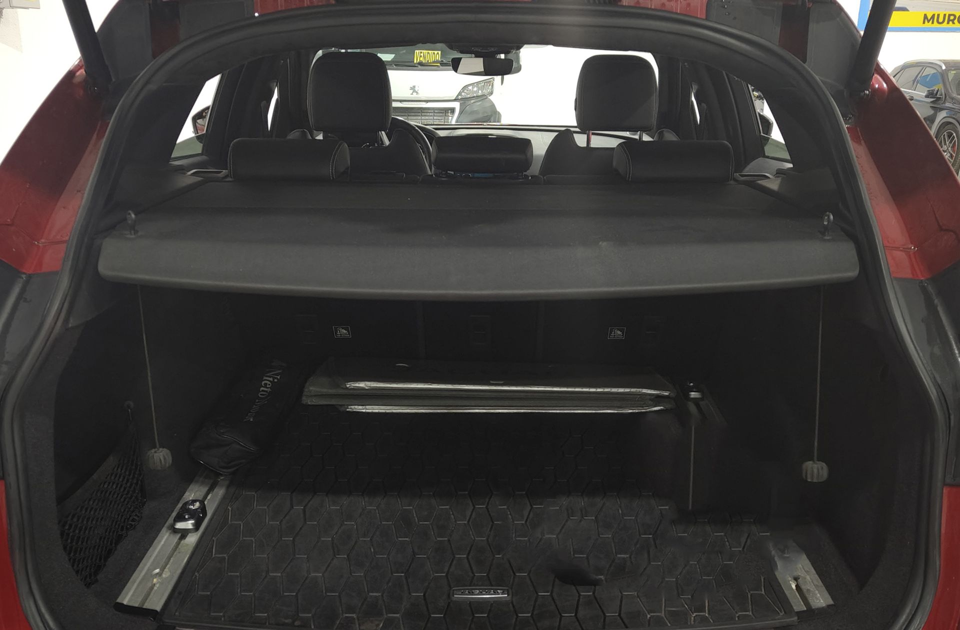 Jaguar F-Pace 2.0T i4 R-Sport AWD - foto 19