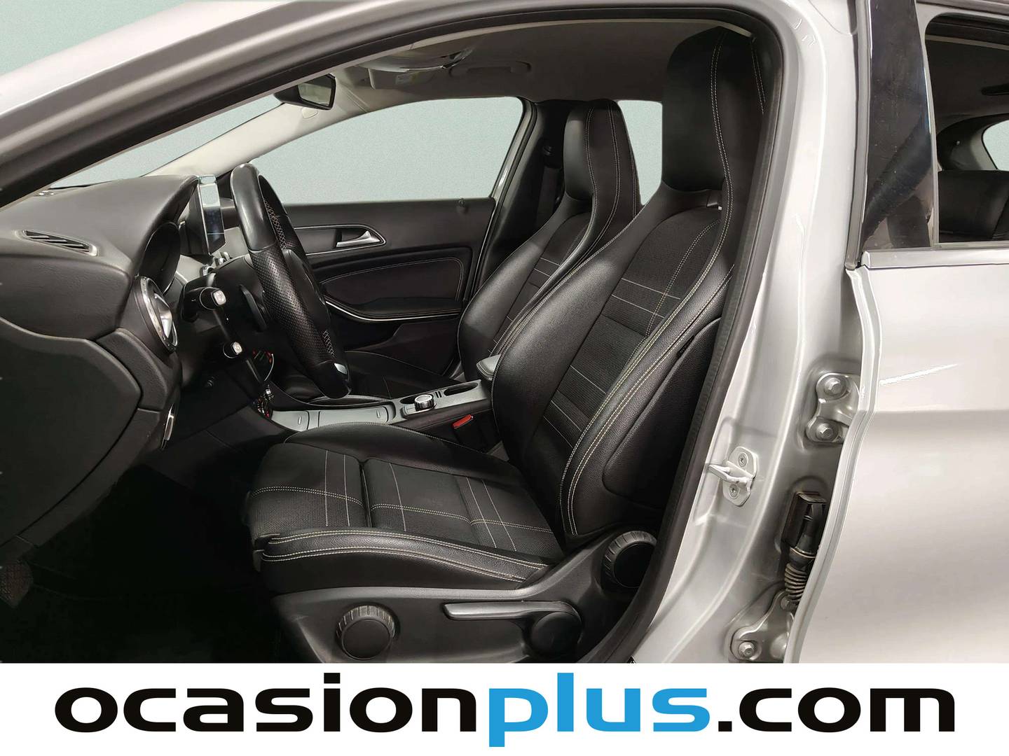 Foto asientos delanteros Mercedes GLA Mercedes GLA GLA 220 d Style (177 CV)