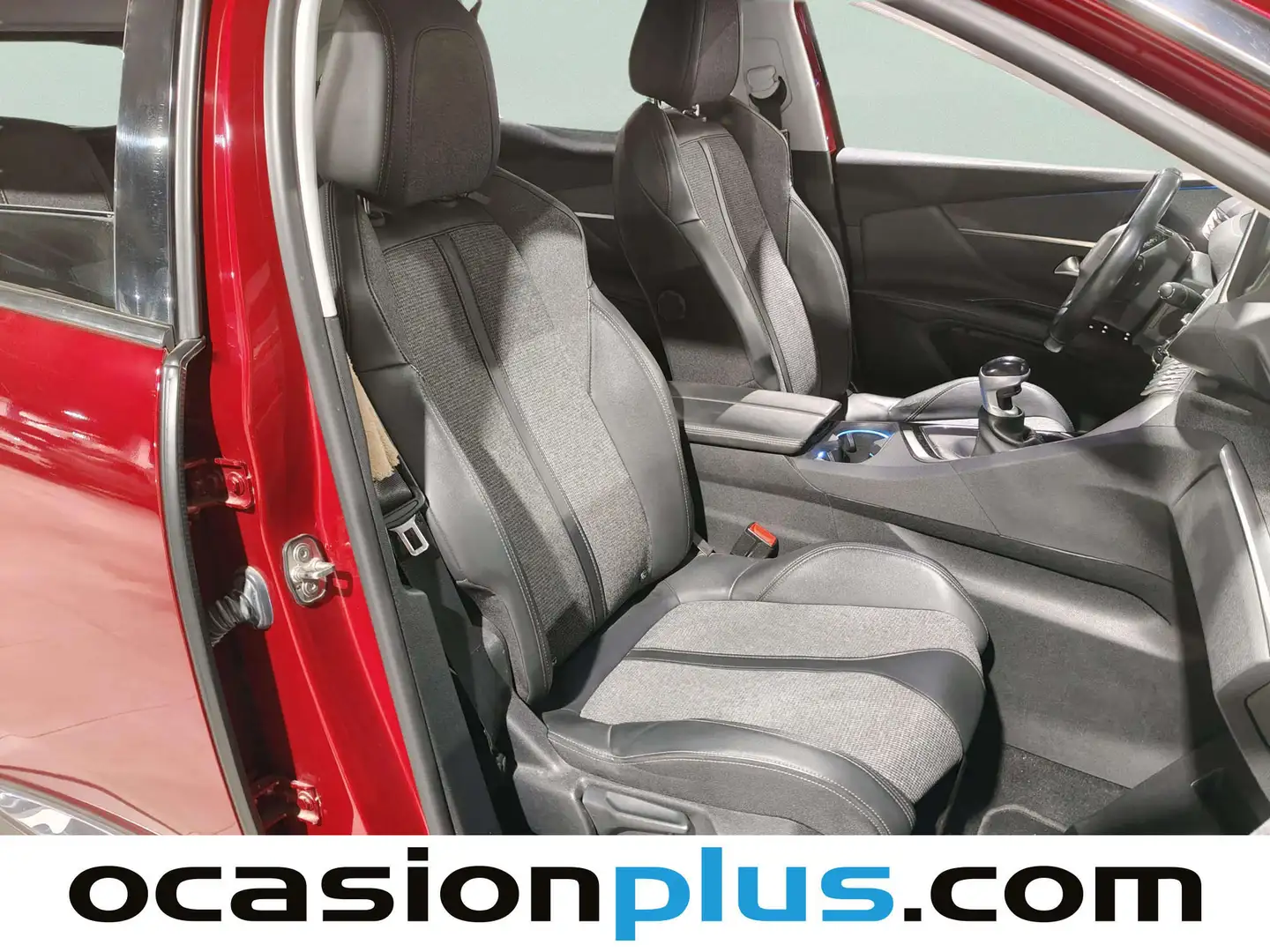 Foto Peugeot 3008 Peugeot 3008 PureTech 130 S&S Allure (130 CV)