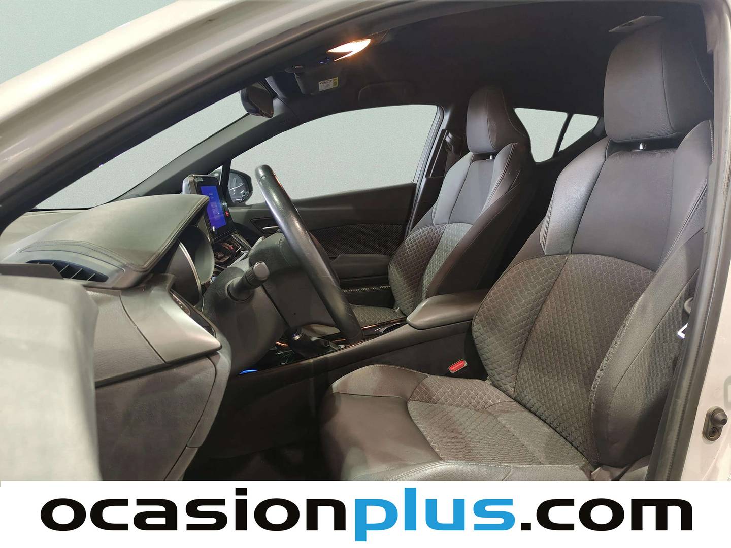 Foto asientos delanteros Toyota C-HR Toyota C-HR 1.8 125H Advance (122 CV)