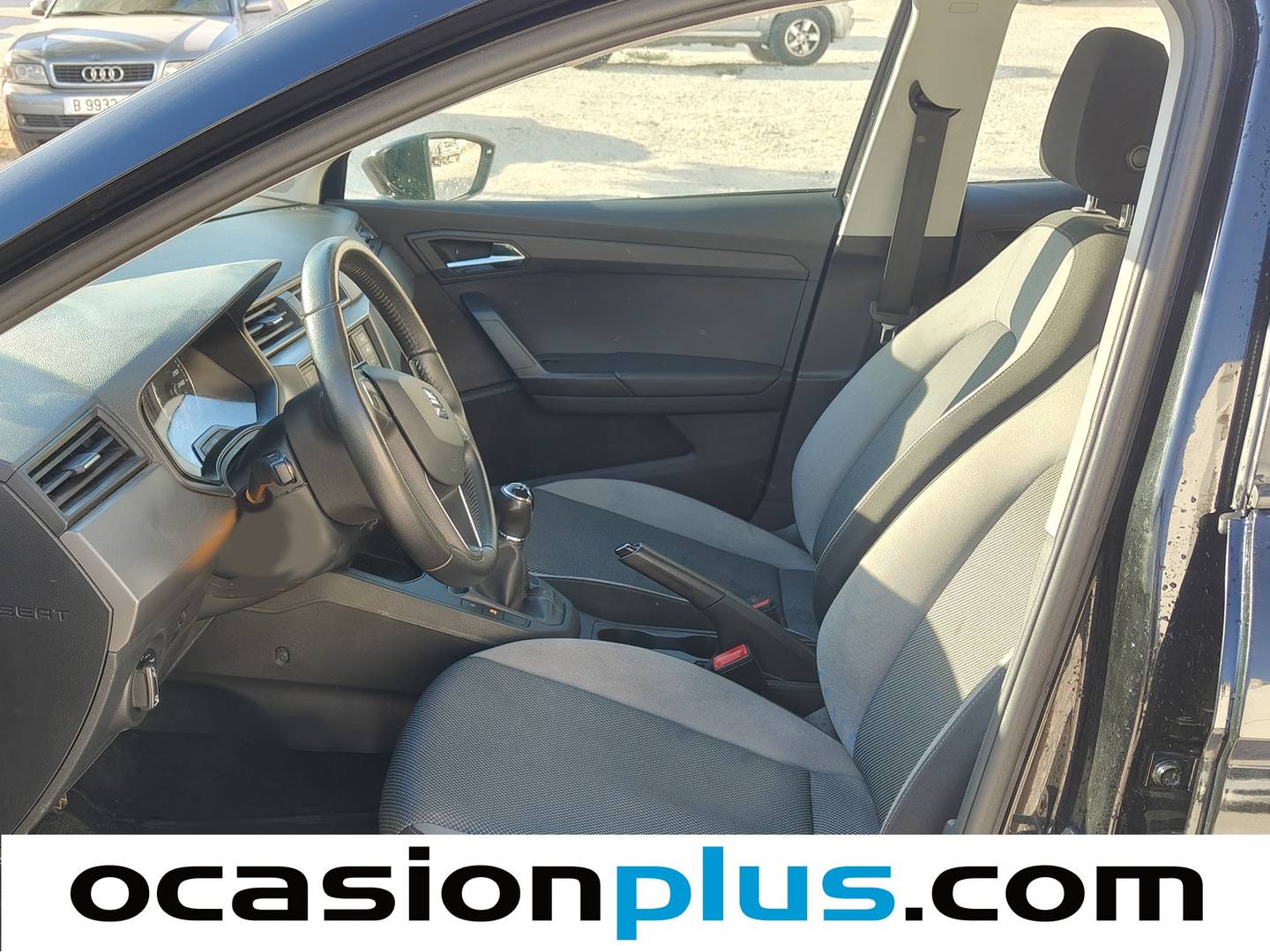 Foto asientos delanteros Seat Ibiza Seat Ibiza 1.6 TDI Style Go (95 CV)
