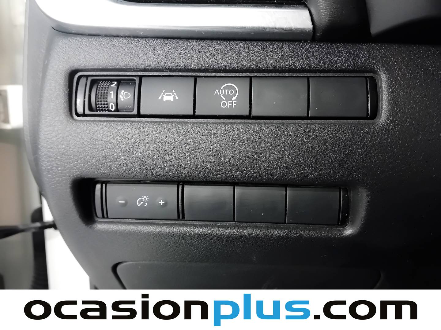 Foto Nissan QASHQAI Nissan Qashqai DIG-T 140 mHEV N-Connecta 4x2 (140 CV)