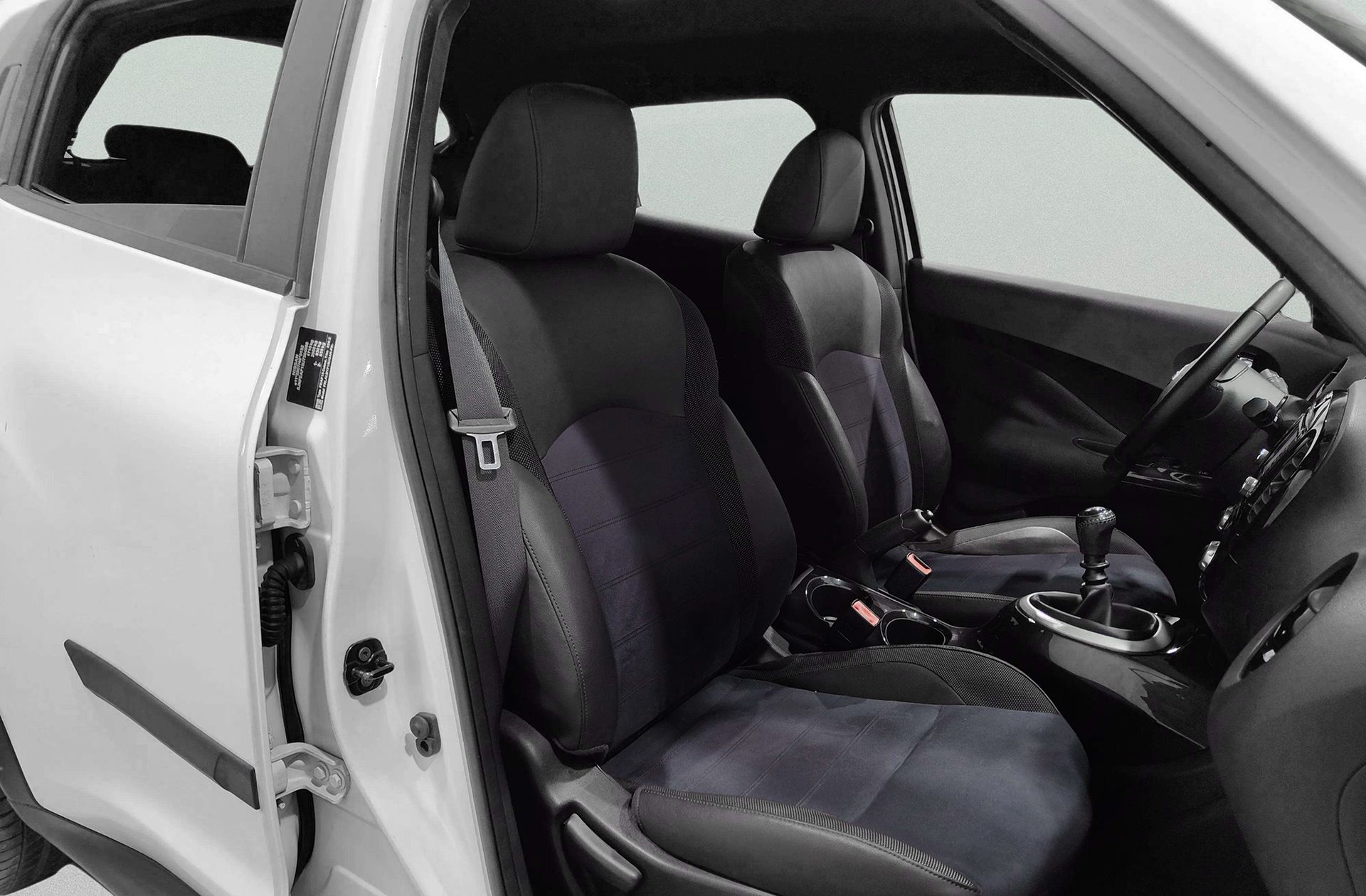 Nissan Juke 1.2 DIG-T N-Connecta - foto 19