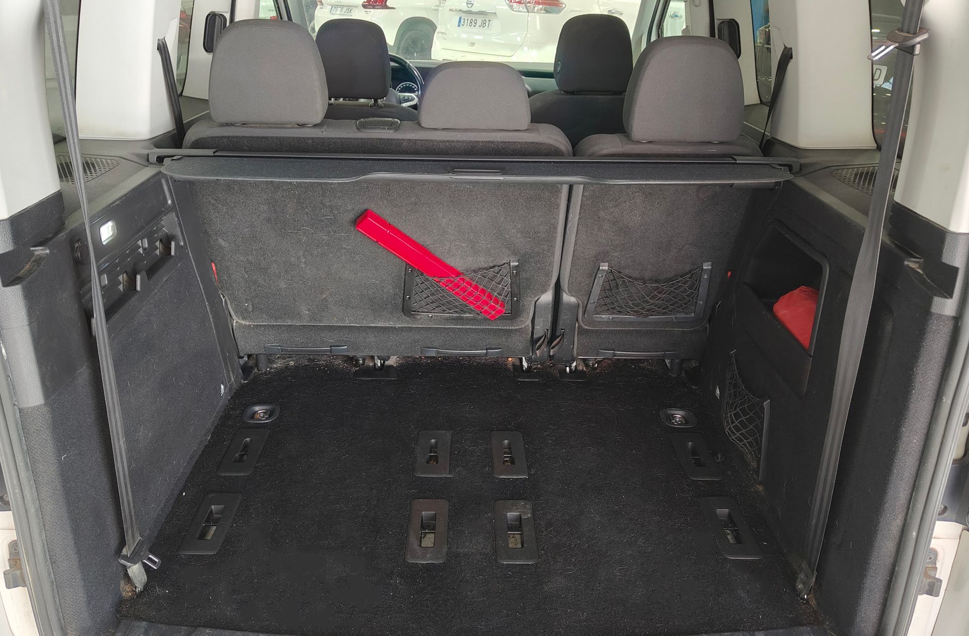 Volkswagen Caddy Outdoor 2.0 TDI - foto 17