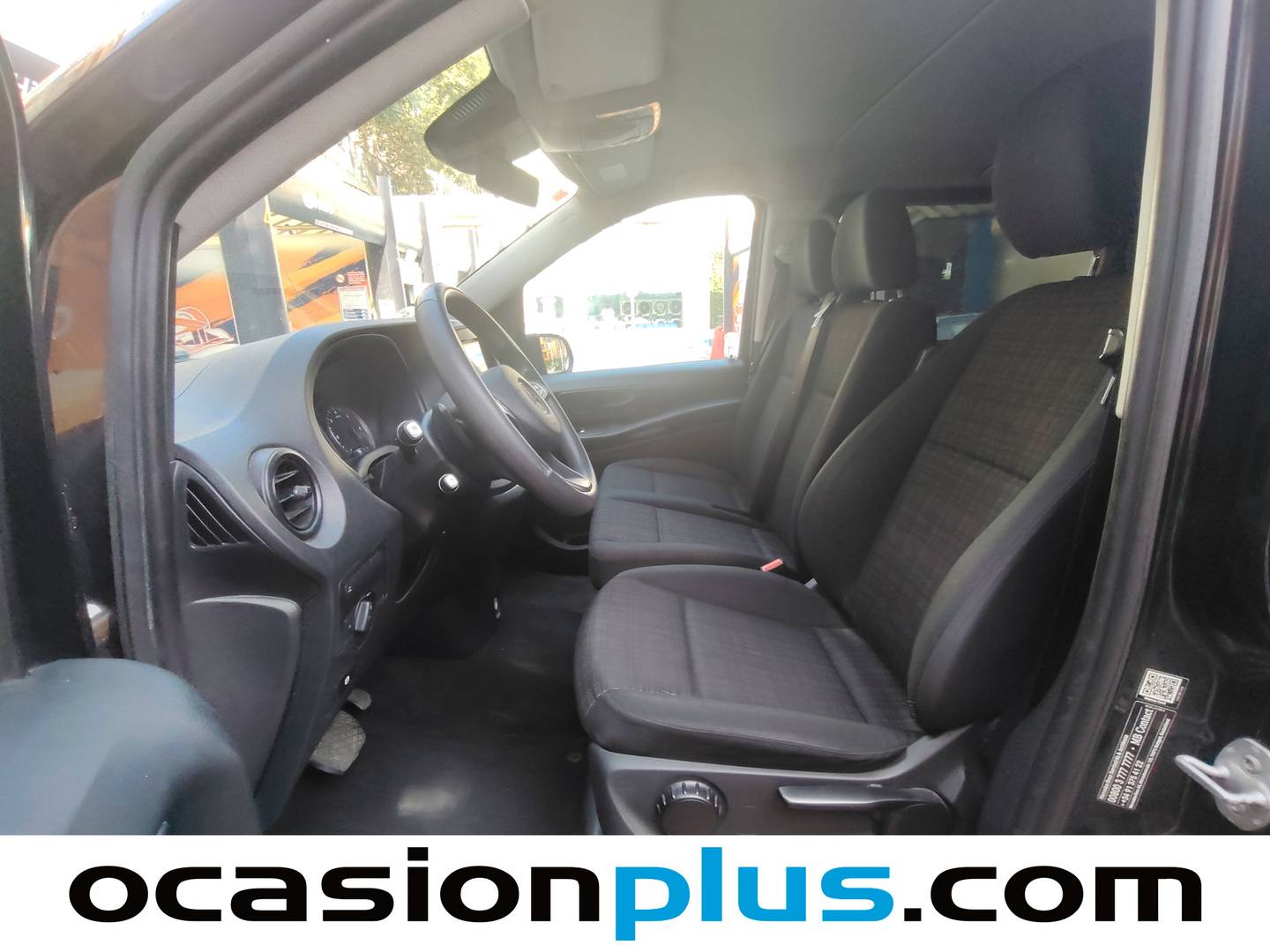 Foto asientos delanteros Mercedes Vito Mercedes Vito 116 CDI Tourer Pro Larga (163 CV) 9 Plazas