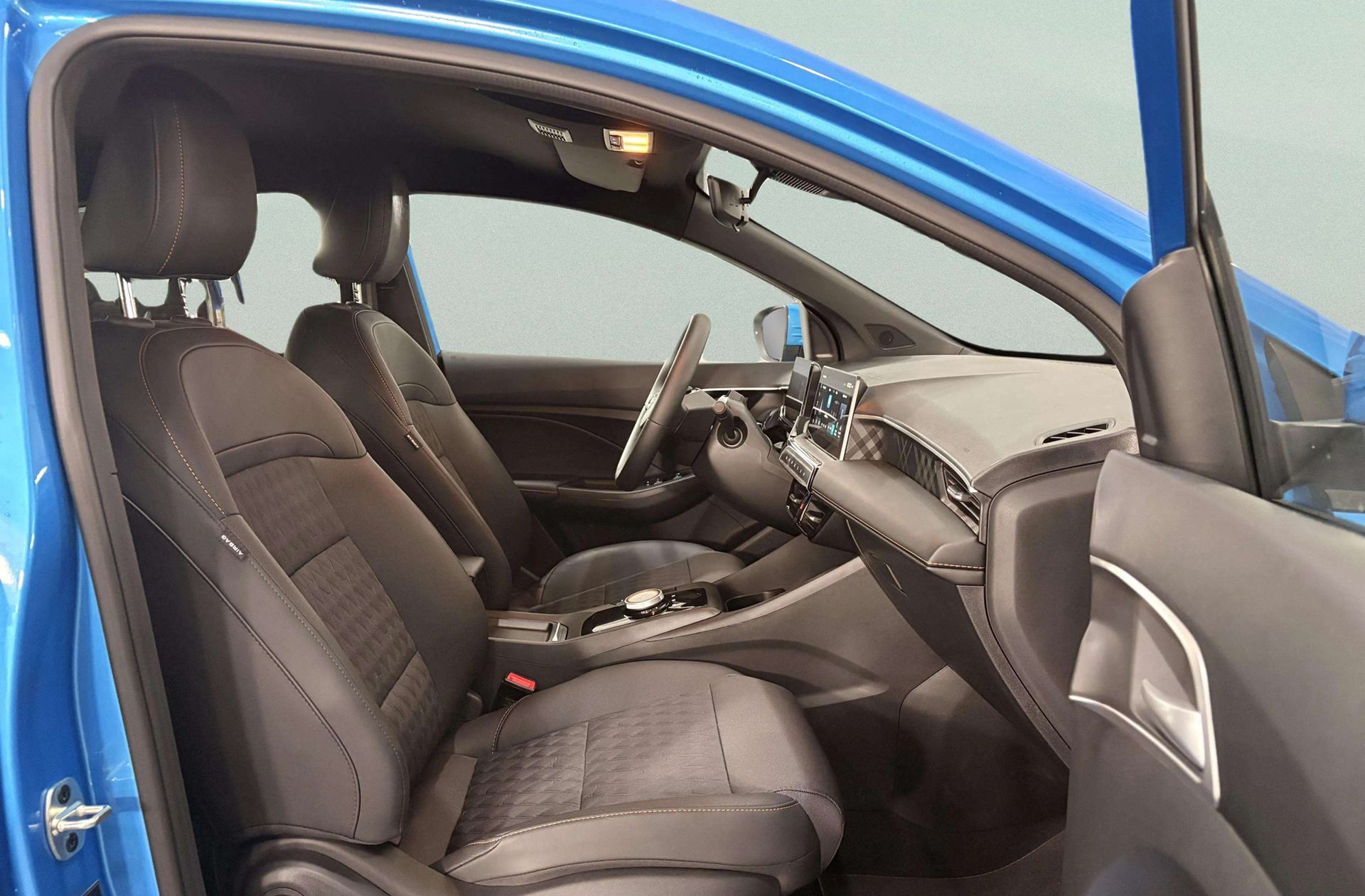MG MG3 Hybrid+ Luxury - foto 19