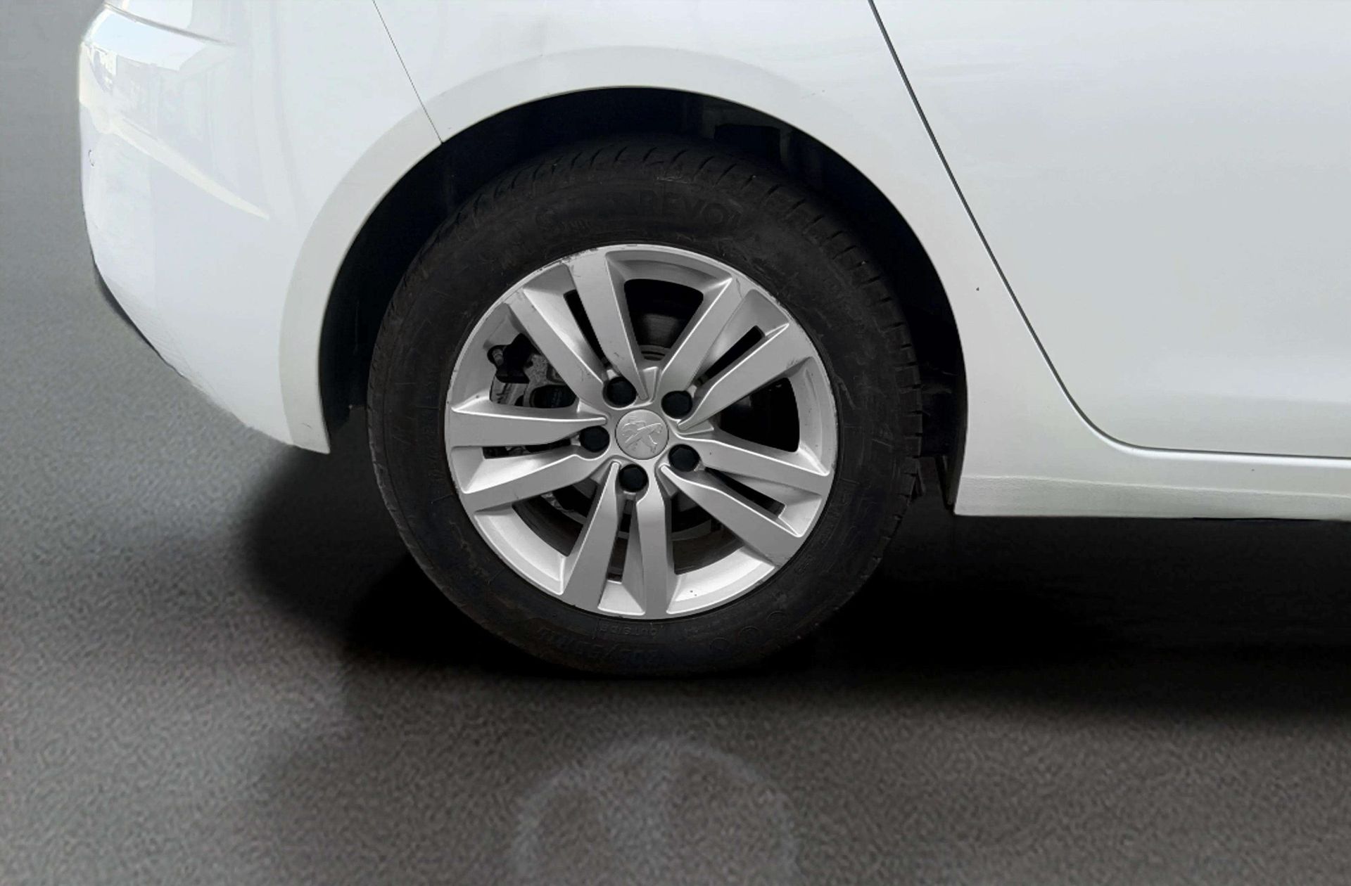 Peugeot 308 Active Pack BlueHDi - foto 34