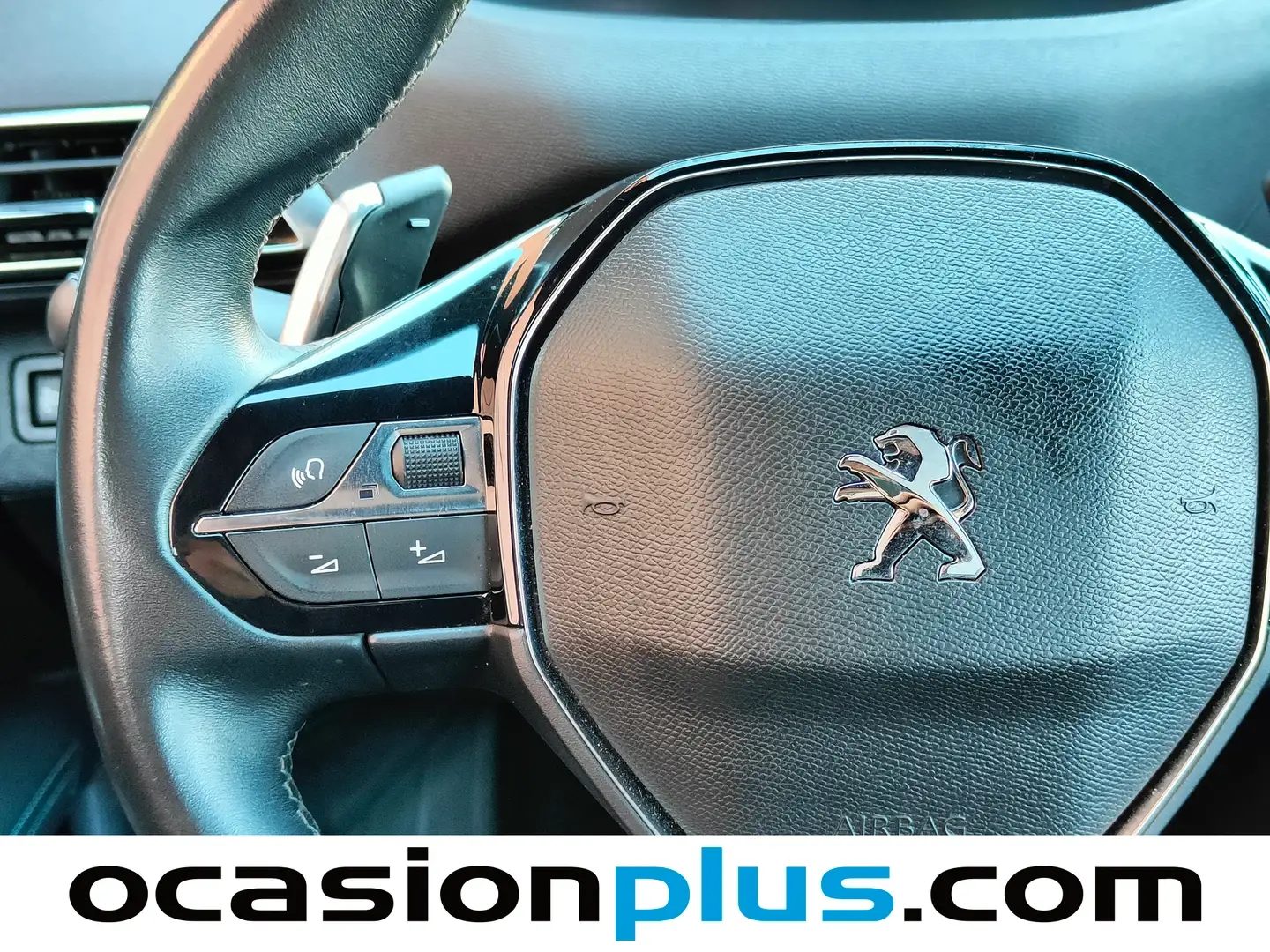 Foto Peugeot 3008 Hybrid Peugeot 3008 Hybrid 300 Allure Pack e-EAT8 (300 CV)