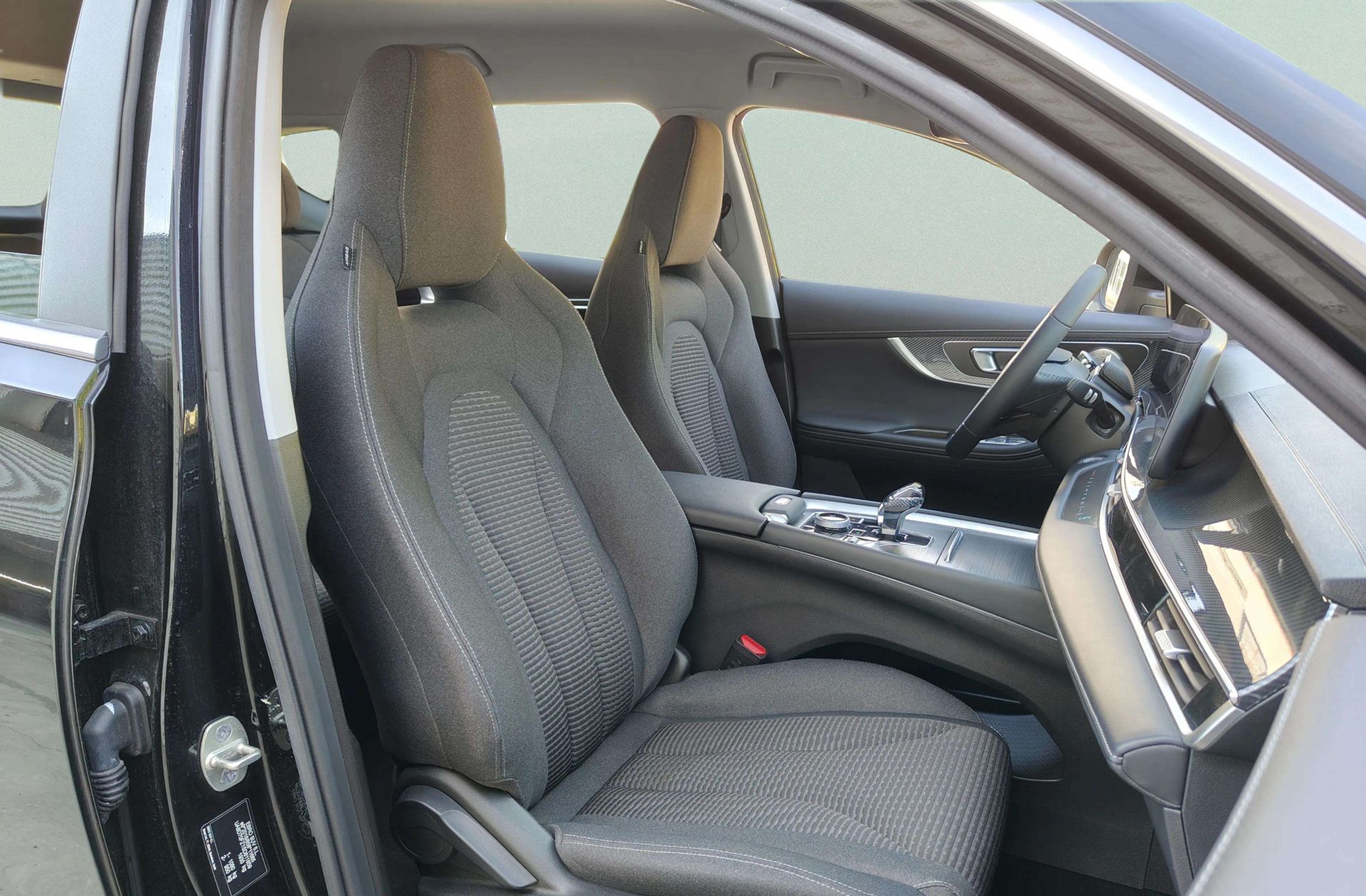 Ebro s700 1.6 T-GDi Comfort DCT - foto 18