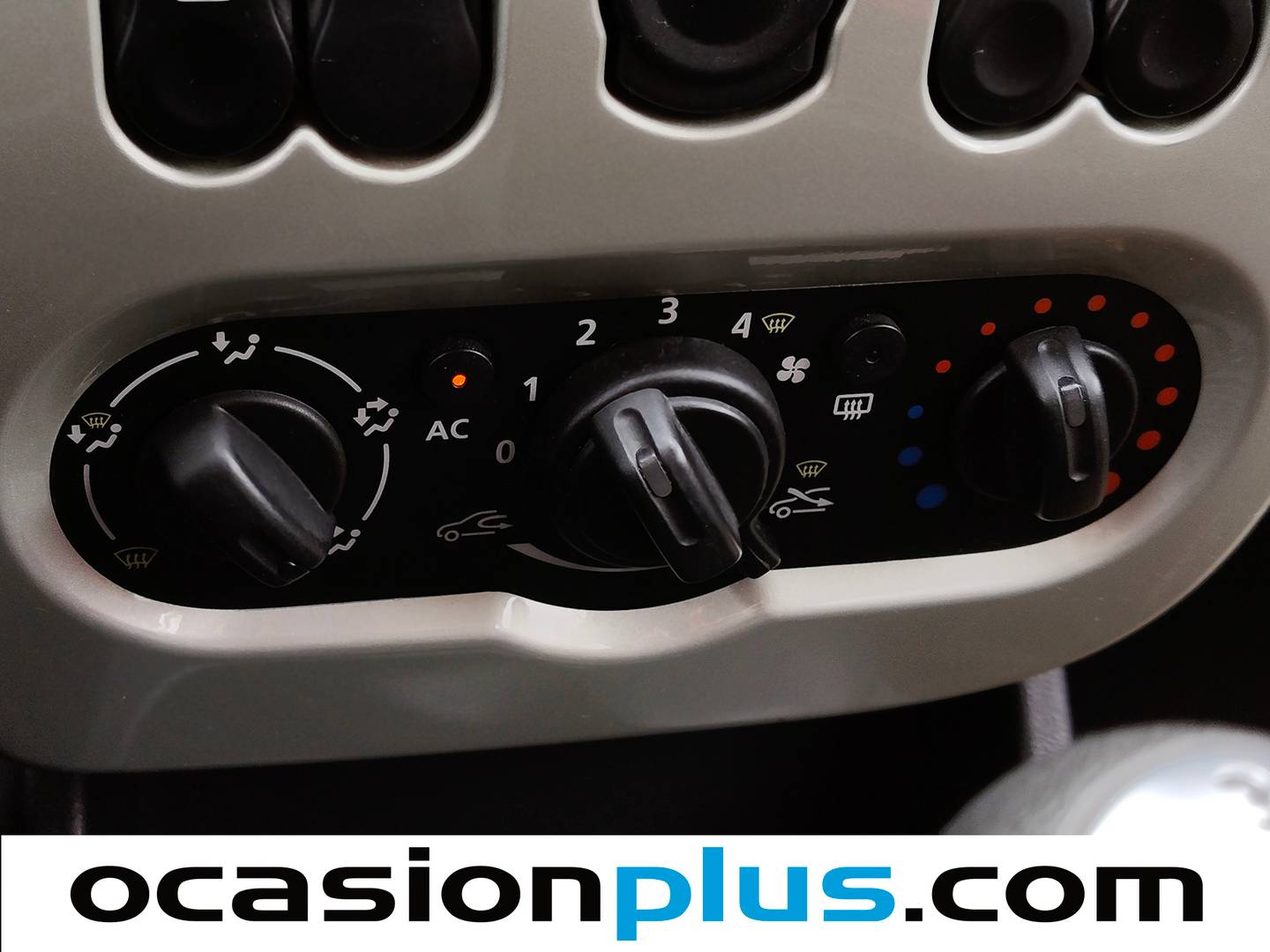 Dacia Sandero Dacia Sandero Laureate 1.2 (75 CV) 75cv