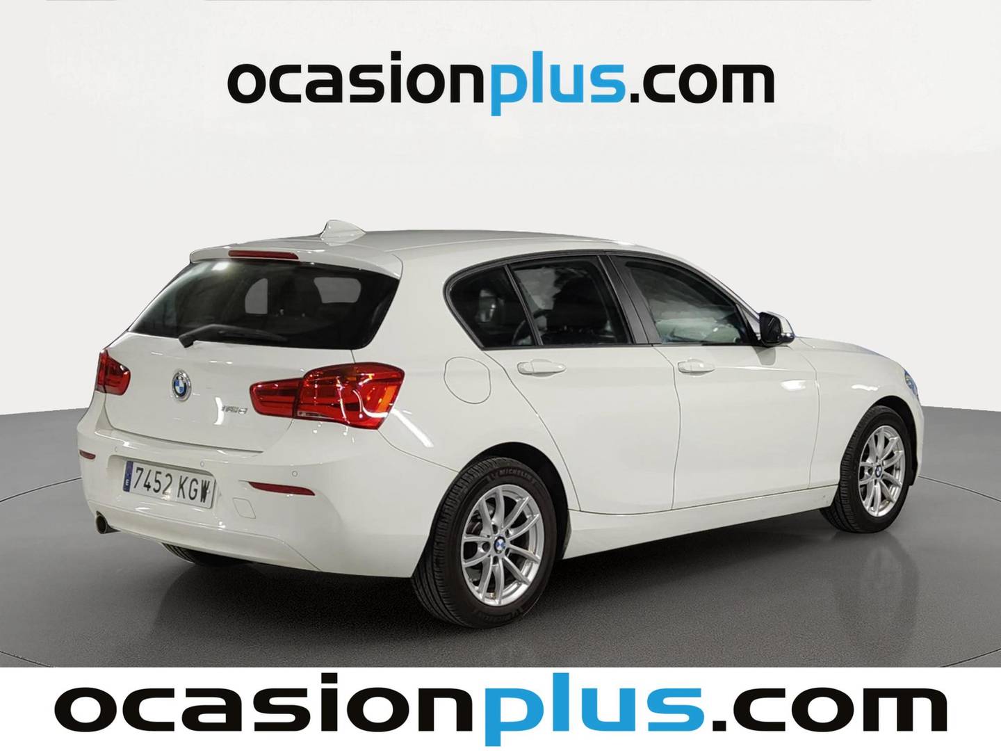 Foto trasera BMW Serie 1 BMW Serie 1 116d (116 CV) derecha