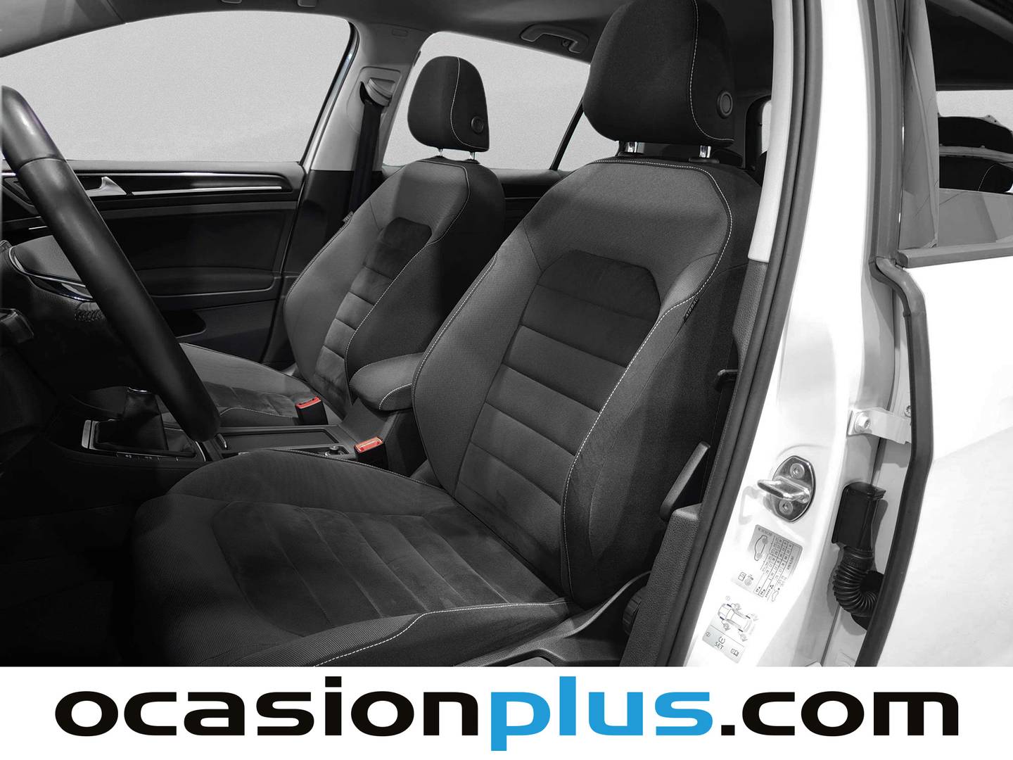 Foto asientos delanteros Volkswagen Golf Volkswagen Golf Sport 2.0 TDI CR BMT (150 CV) Pack R-Line