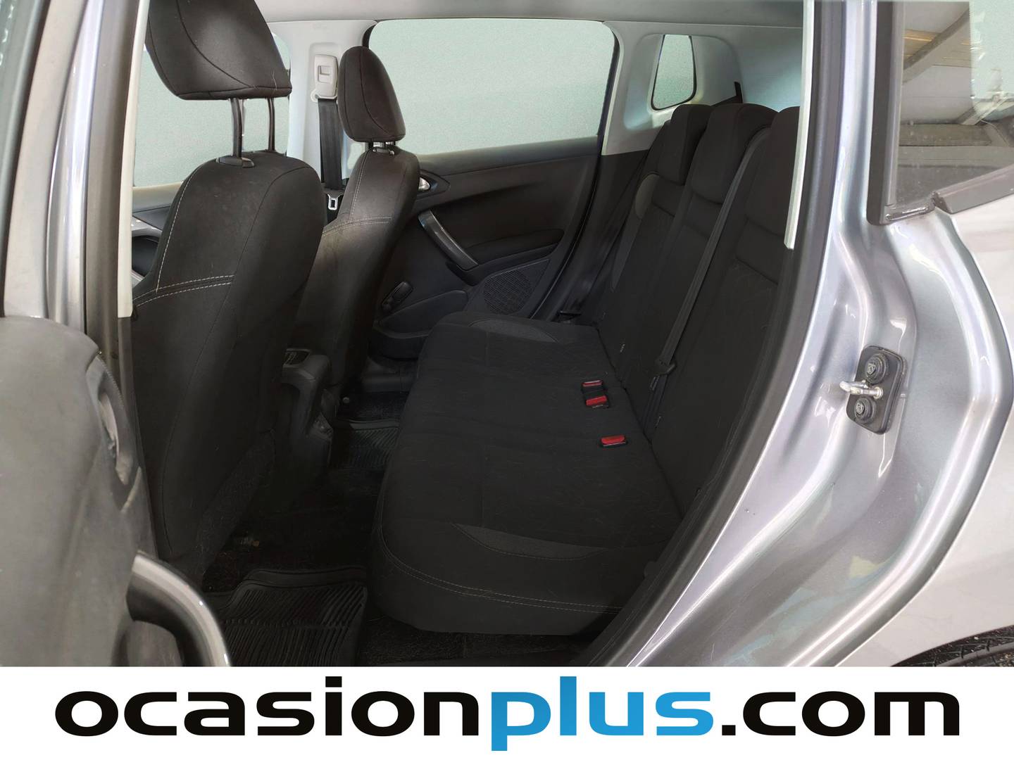 Foto Peugeot 2008 Peugeot 2008 BlueHDi 100 S&S Active (100 CV)