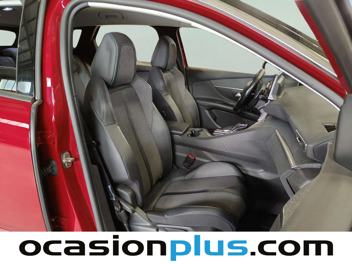 Foto Peugeot 3008 Peugeot 3008 PureTech 130 S&S Allure Pack EAT8 (130 CV)