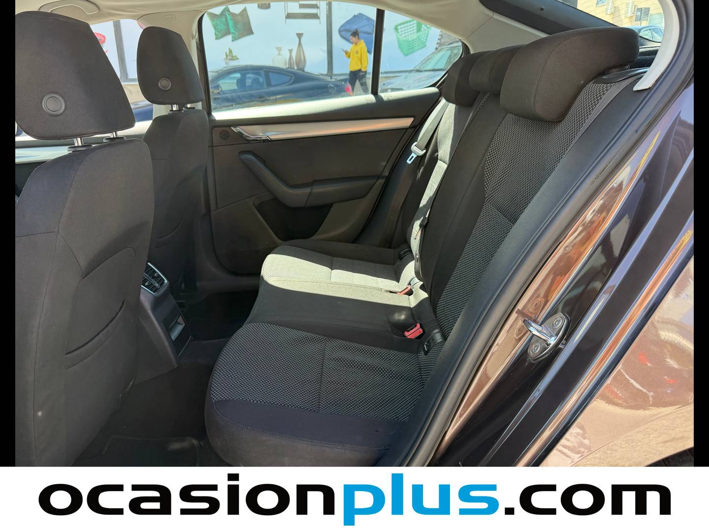 Foto asientos traseros Skoda Octavia Skoda Octavia 1.6 TDI CR Ambition (105 CV)