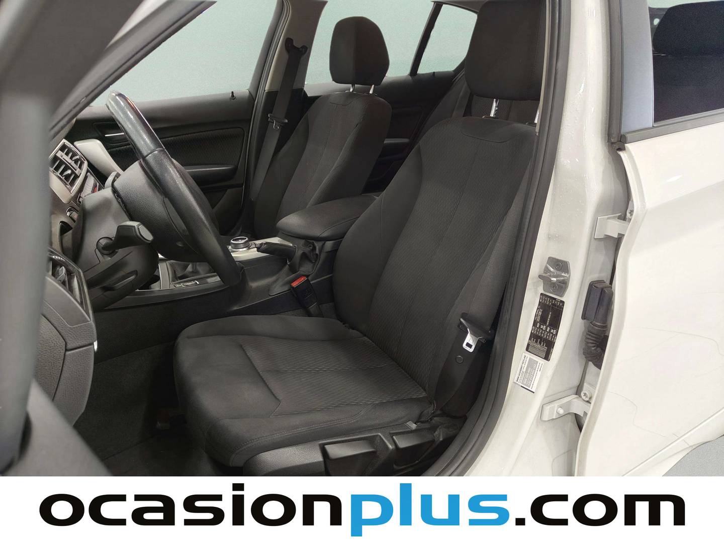 Foto asientos delanteros BMW Serie 1 BMW Serie 1 118d (150 CV)
