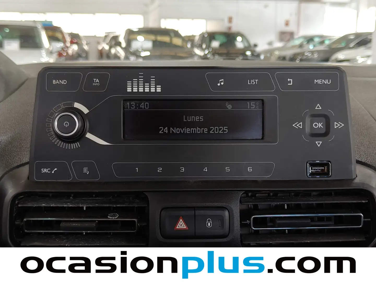 Foto Peugeot Rifter Peugeot Rifter Active Pack Business Standard BlueHDi (100 CV)