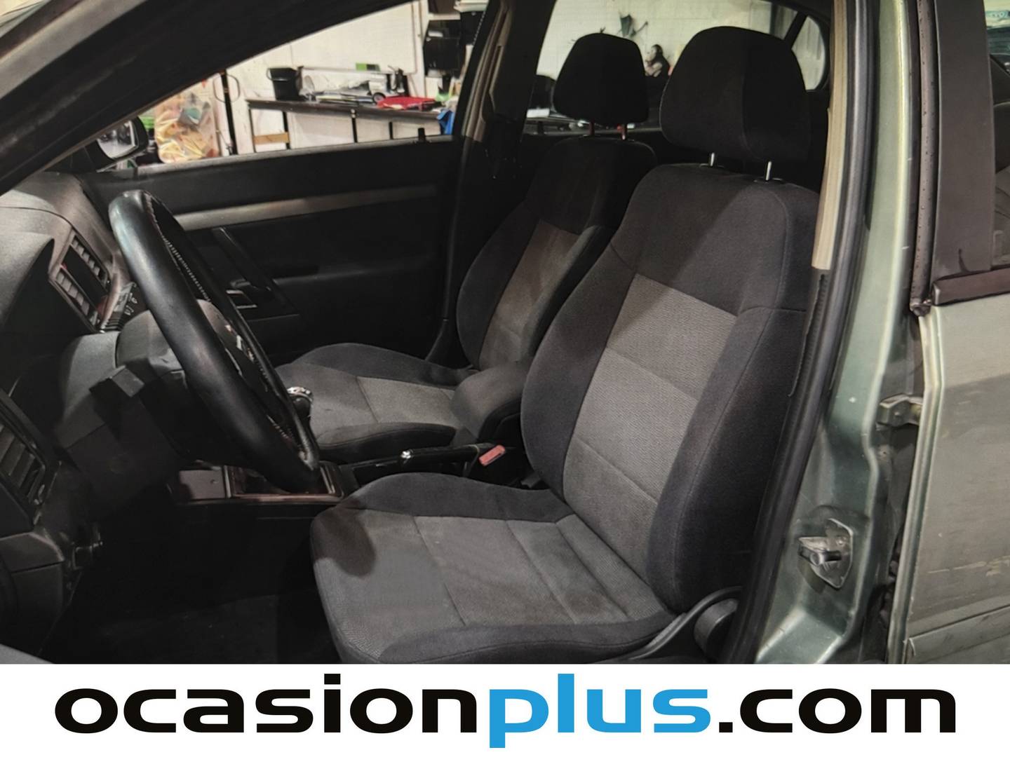 Foto asientos delanteros Opel Vectra Opel Vectra 1.8 16v Comfort (122 CV)