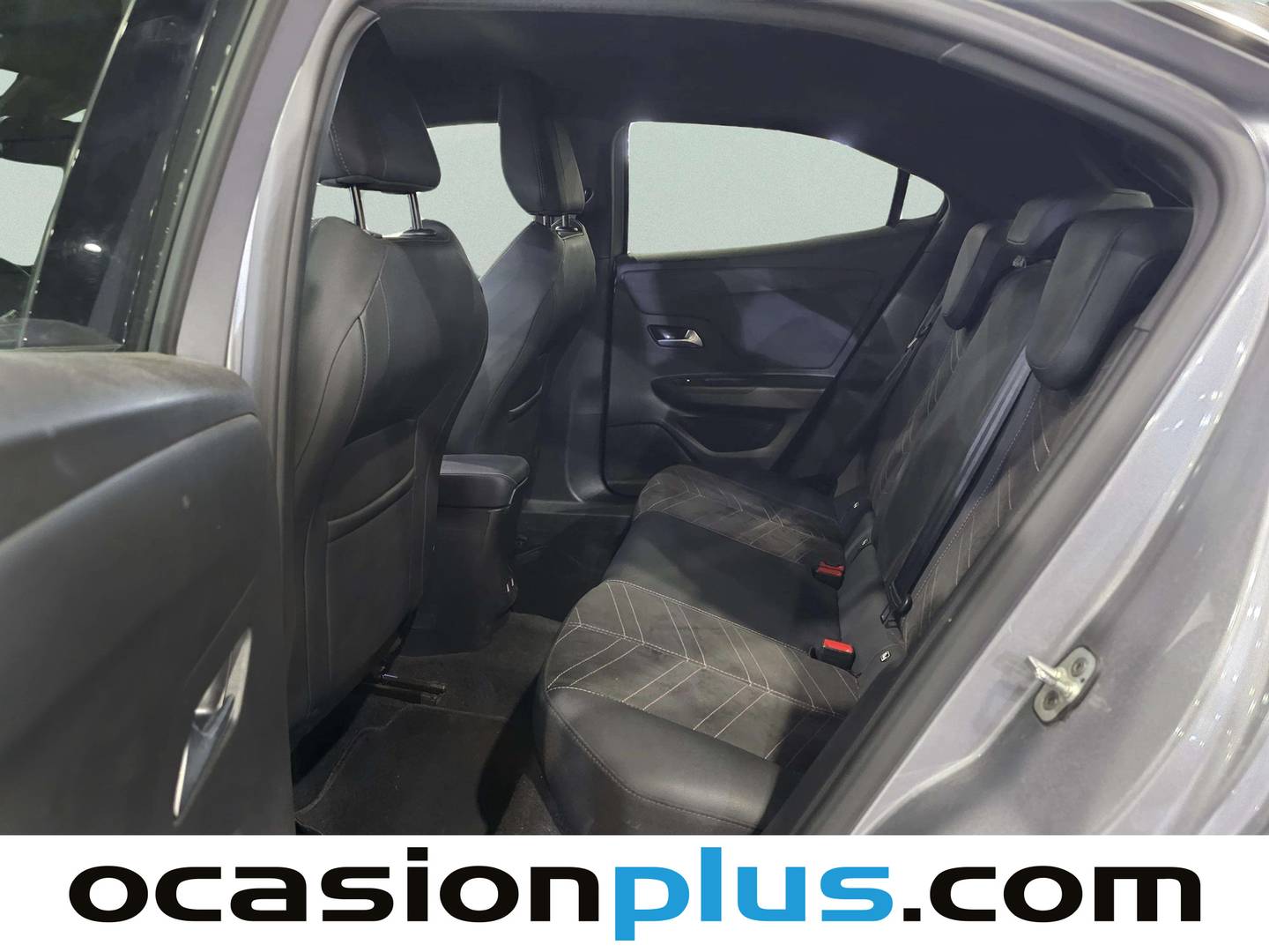 Foto asientos traseros Opel Mokka Opel Mokka 1.2 T Ultimate Auto (130 CV)