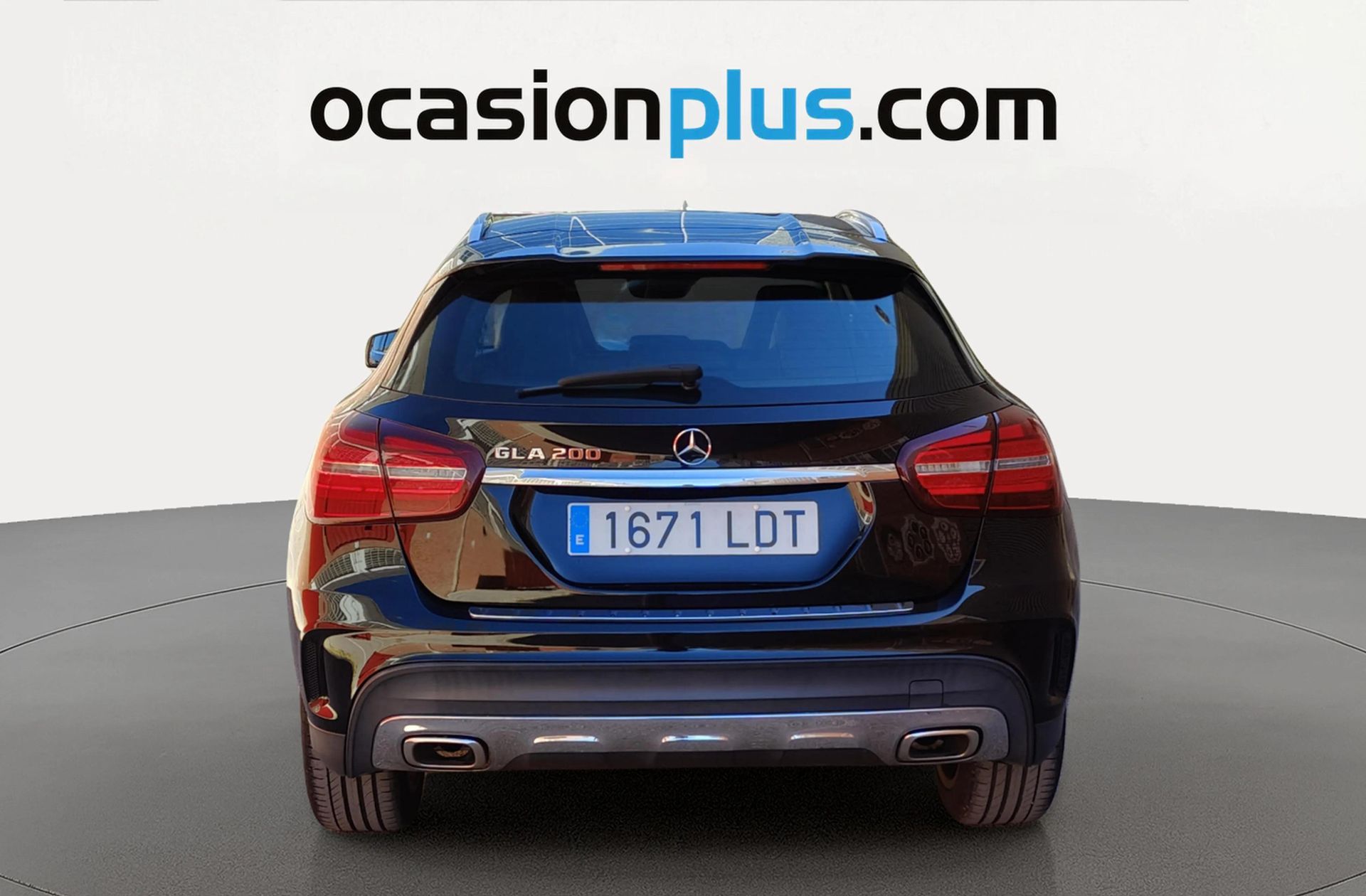 Mercedes-Benz GLA 200 - foto 14
