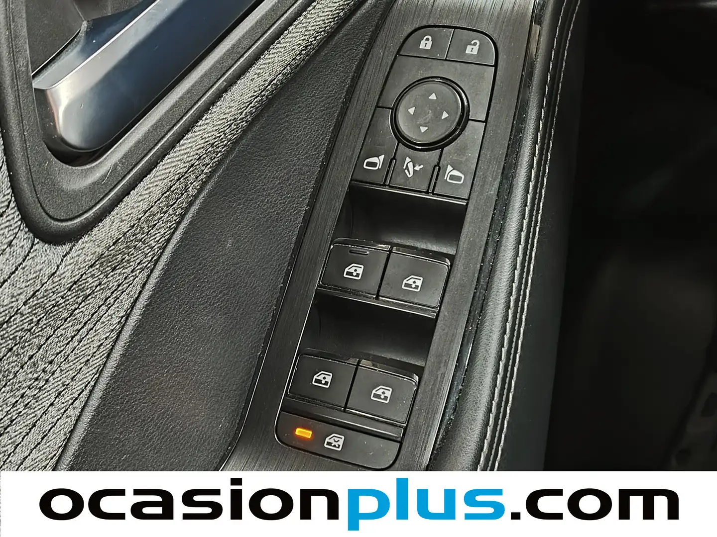 Foto Nissan X-TRAIL Nissan X-Trail 1.5 VC Turbo MHEV N-Connecta Xtronic (163 CV) 7 plazas