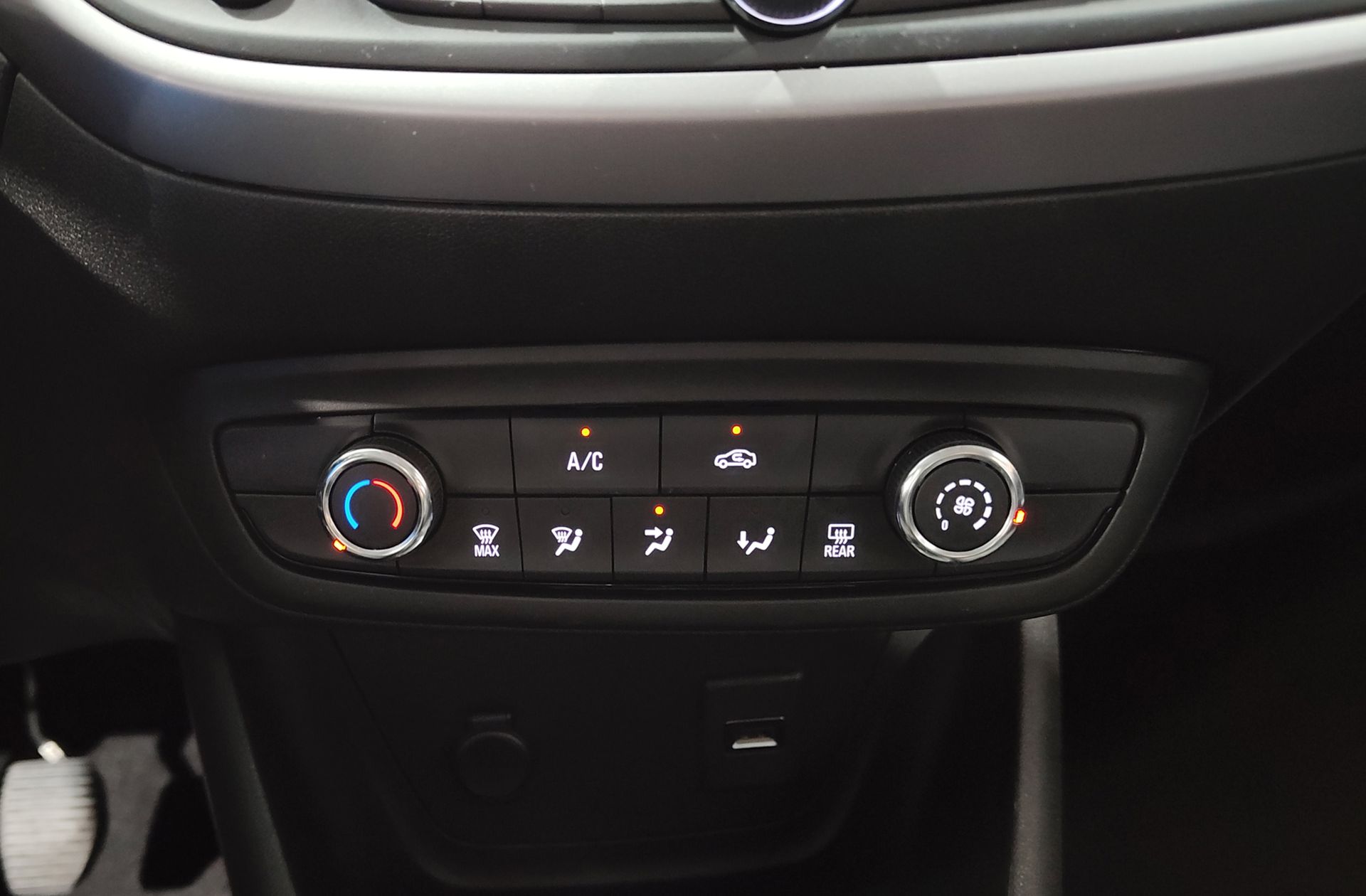 Opel Crossland 1.2 Crossland - foto 25
