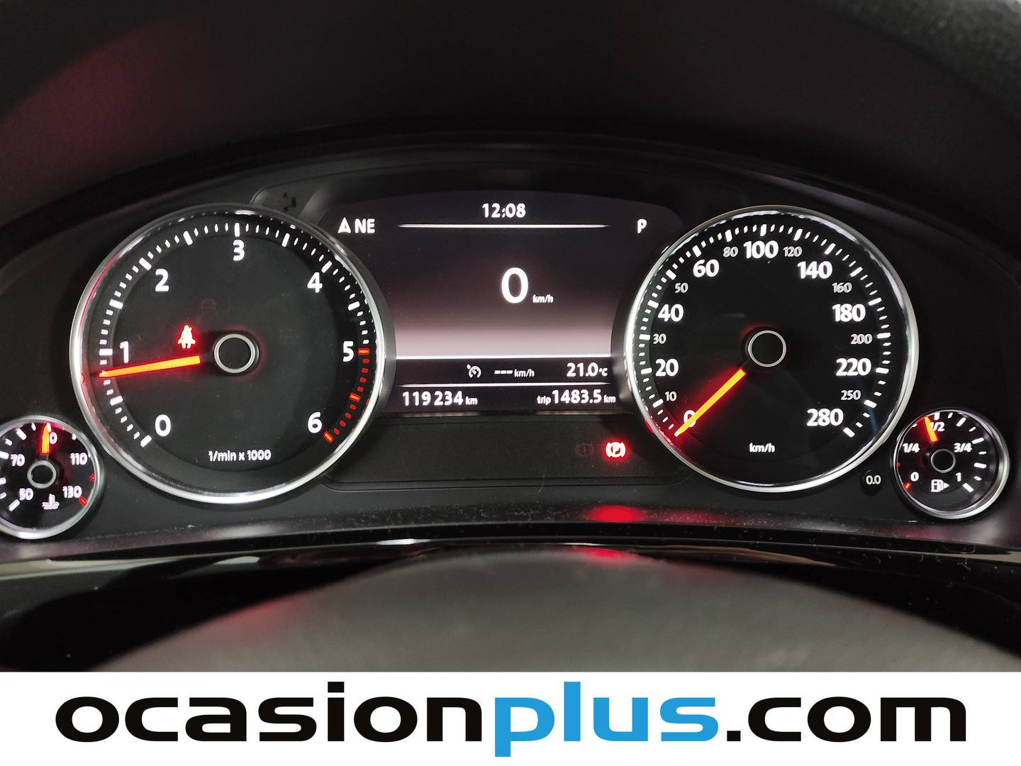 Foto Volkswagen Touareg Volkswagen Touareg R-Line 3.0 TDI BMT (204 CV) Tiptronic