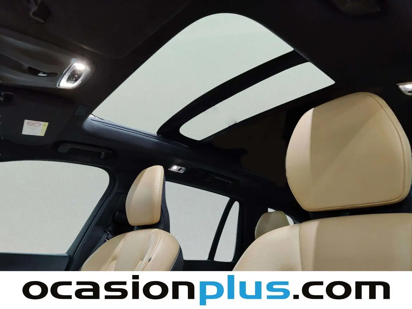 Foto Volvo XC90 Volvo XC90 D5 Momentum AWD Auto (235 CV) 7 Plazas