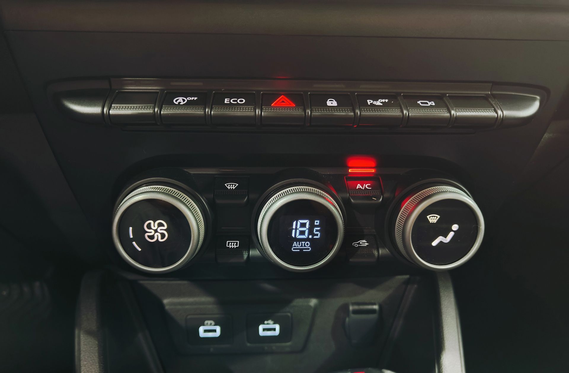 Dacia Duster Journey Go TCe EDC - foto 30