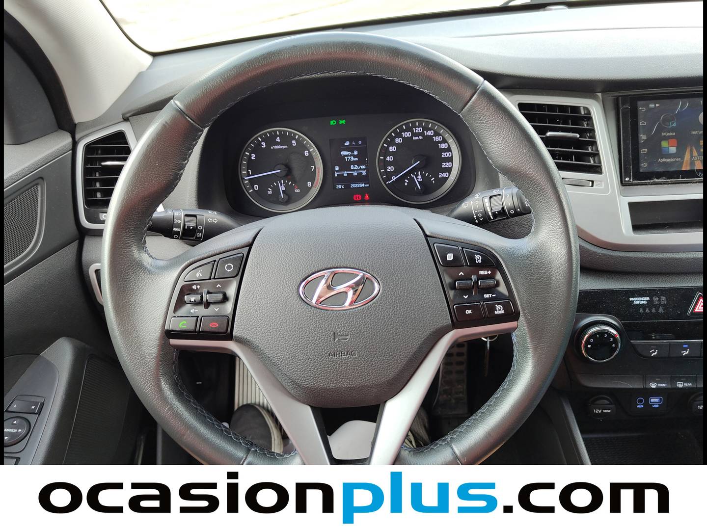 Equipamiento del Hyundai Tucson Hyundai Tucson 1.6 GDI BlueDrive Essence 4x2 (131 CV)
